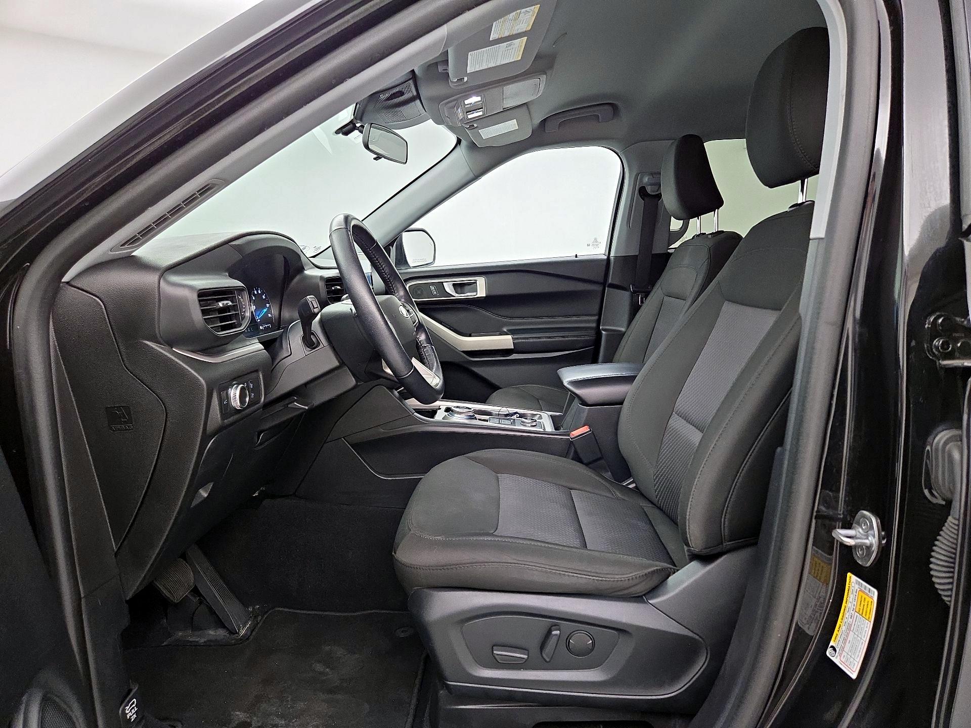 Thumbnail: 2022 Ford Explorer - 11