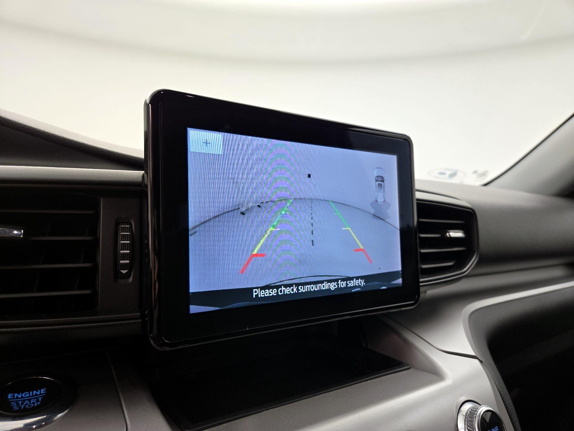 Thumbnail: 2022 Ford Explorer - 14