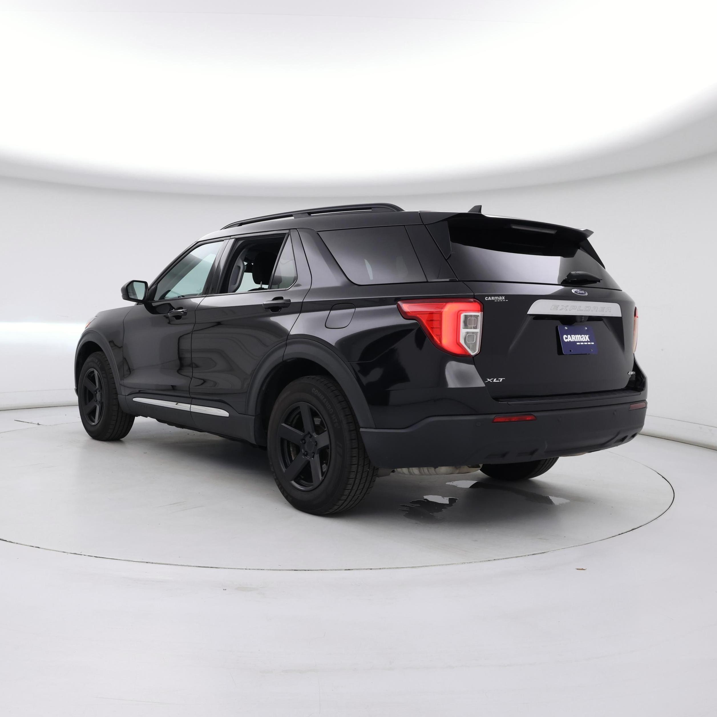 Thumbnail: 2022 Ford Explorer - 2