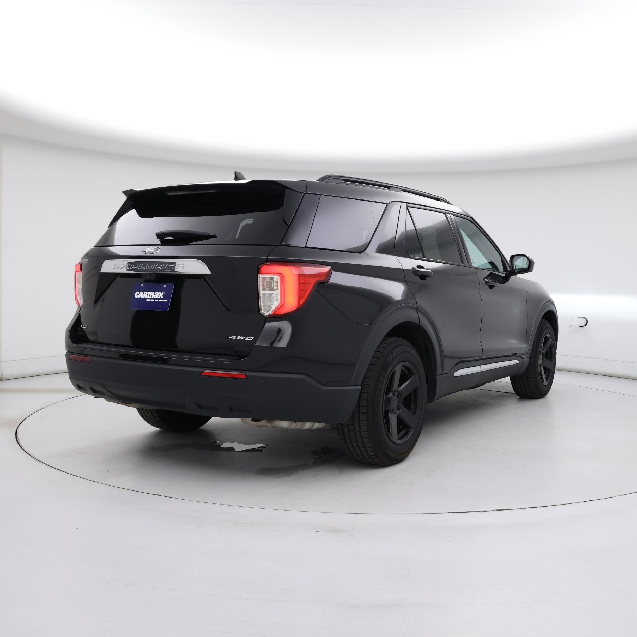 Thumbnail: 2022 Ford Explorer - 8