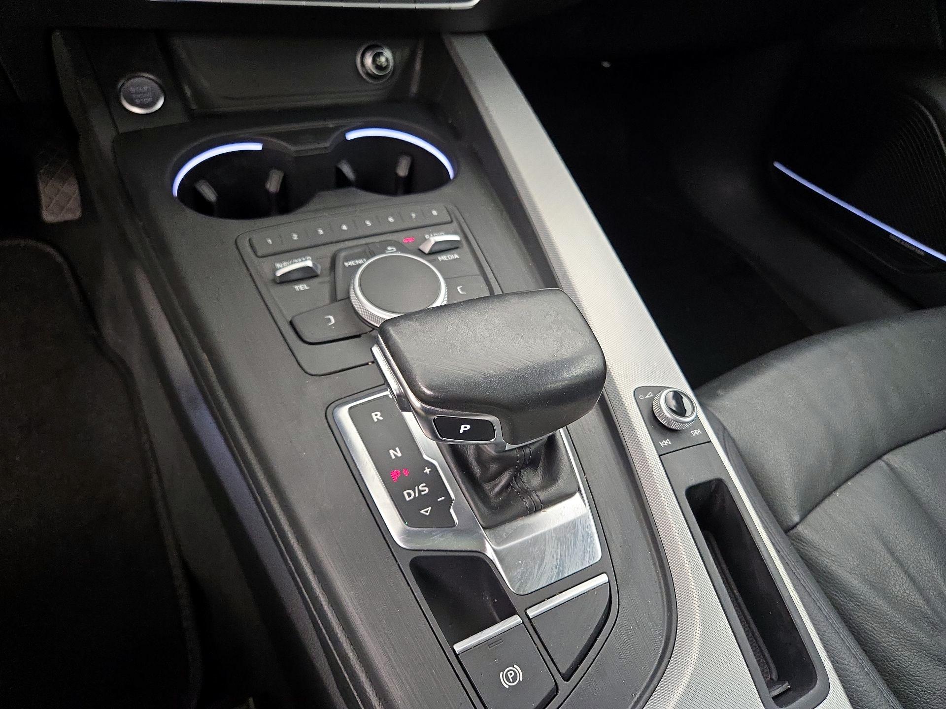 Thumbnail: 2018 Audi A4 - 17