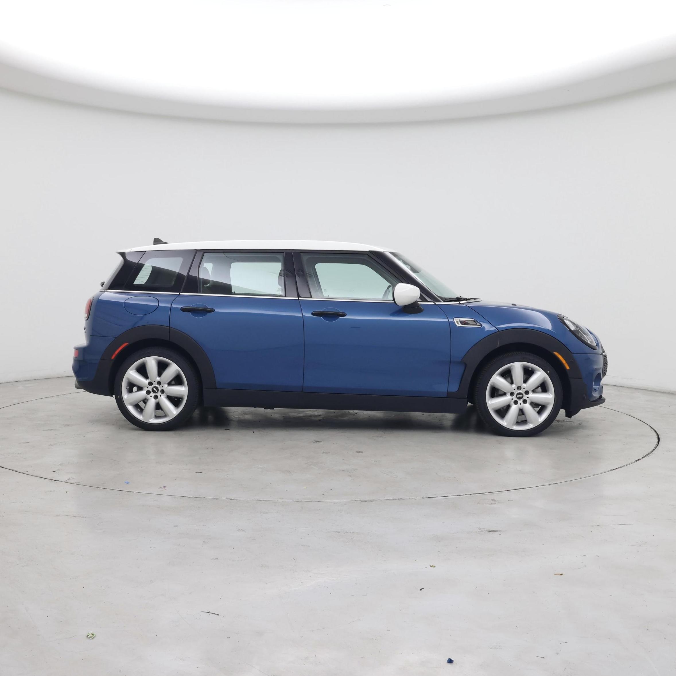 Thumbnail: 2023 MINI Cooper Clubman - 7