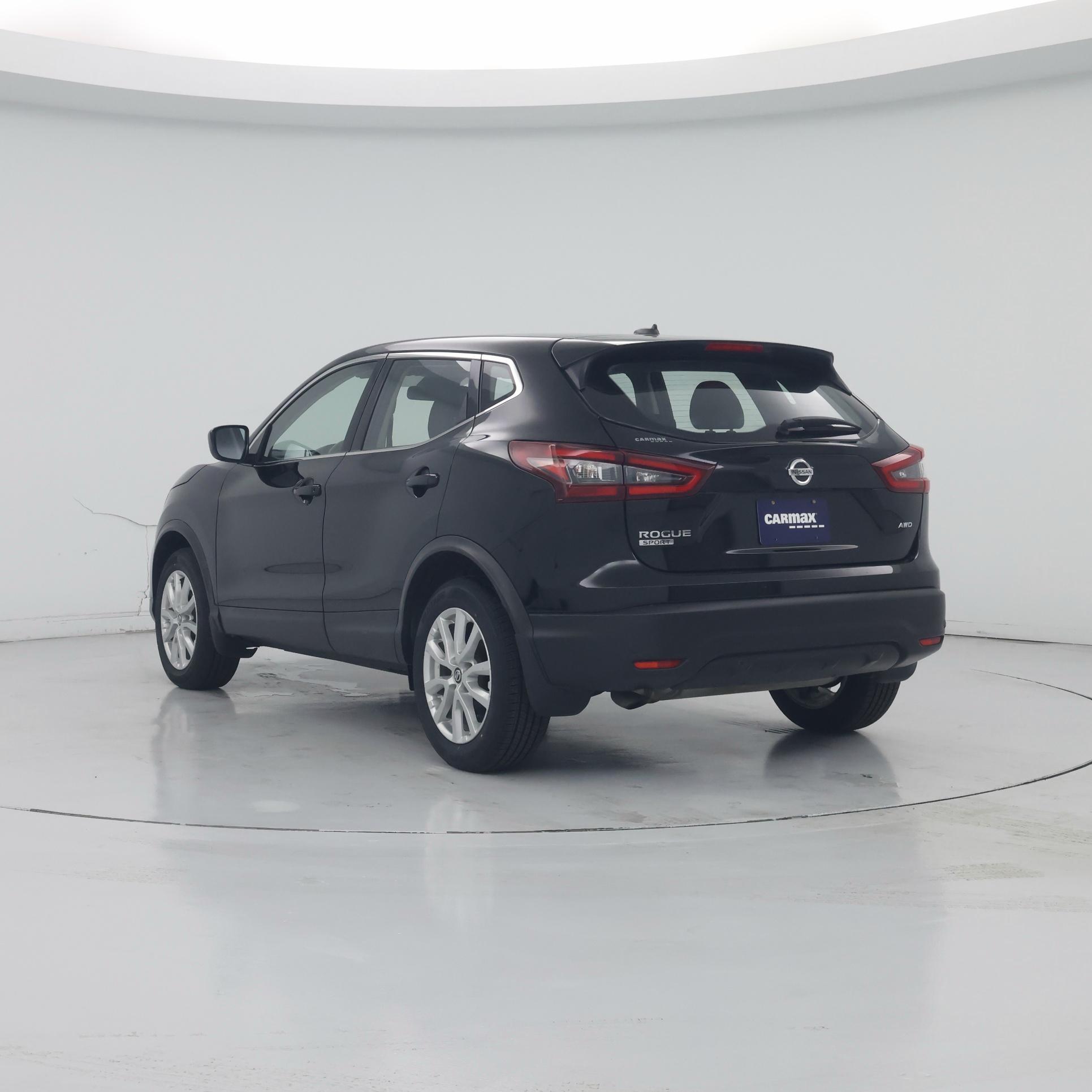 Thumbnail: 2021 Nissan Rogue Sport - 2
