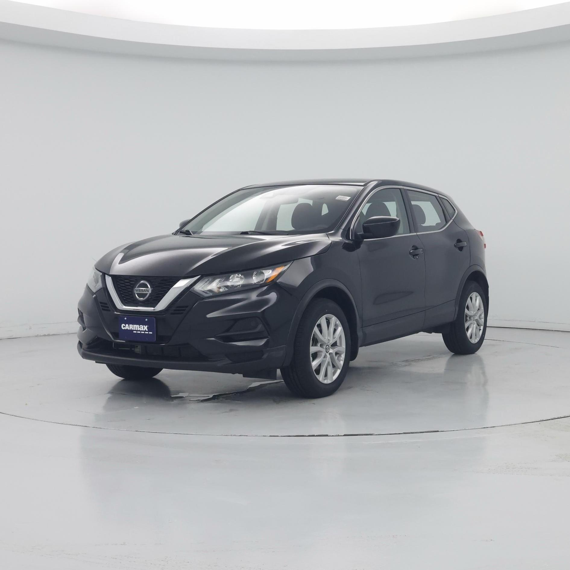 Thumbnail: 2021 Nissan Rogue Sport - 4