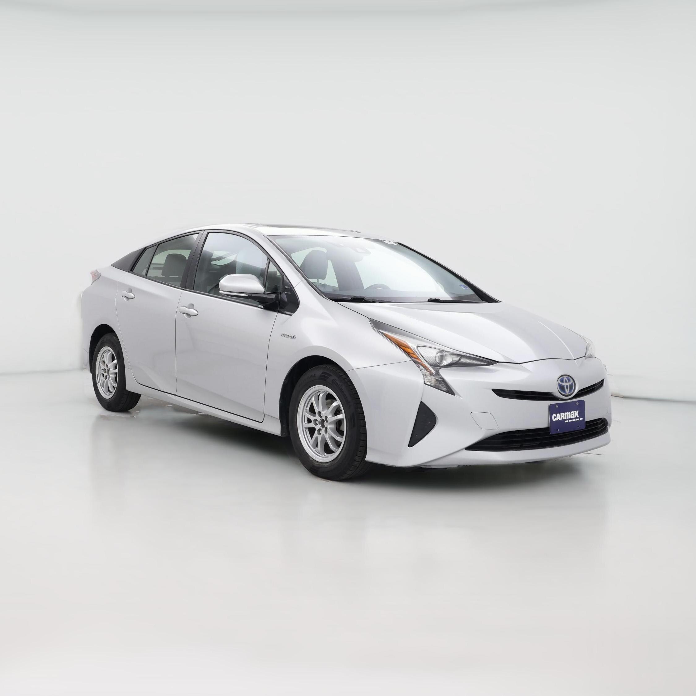 Thumbnail: 2017 Toyota Prius - 1