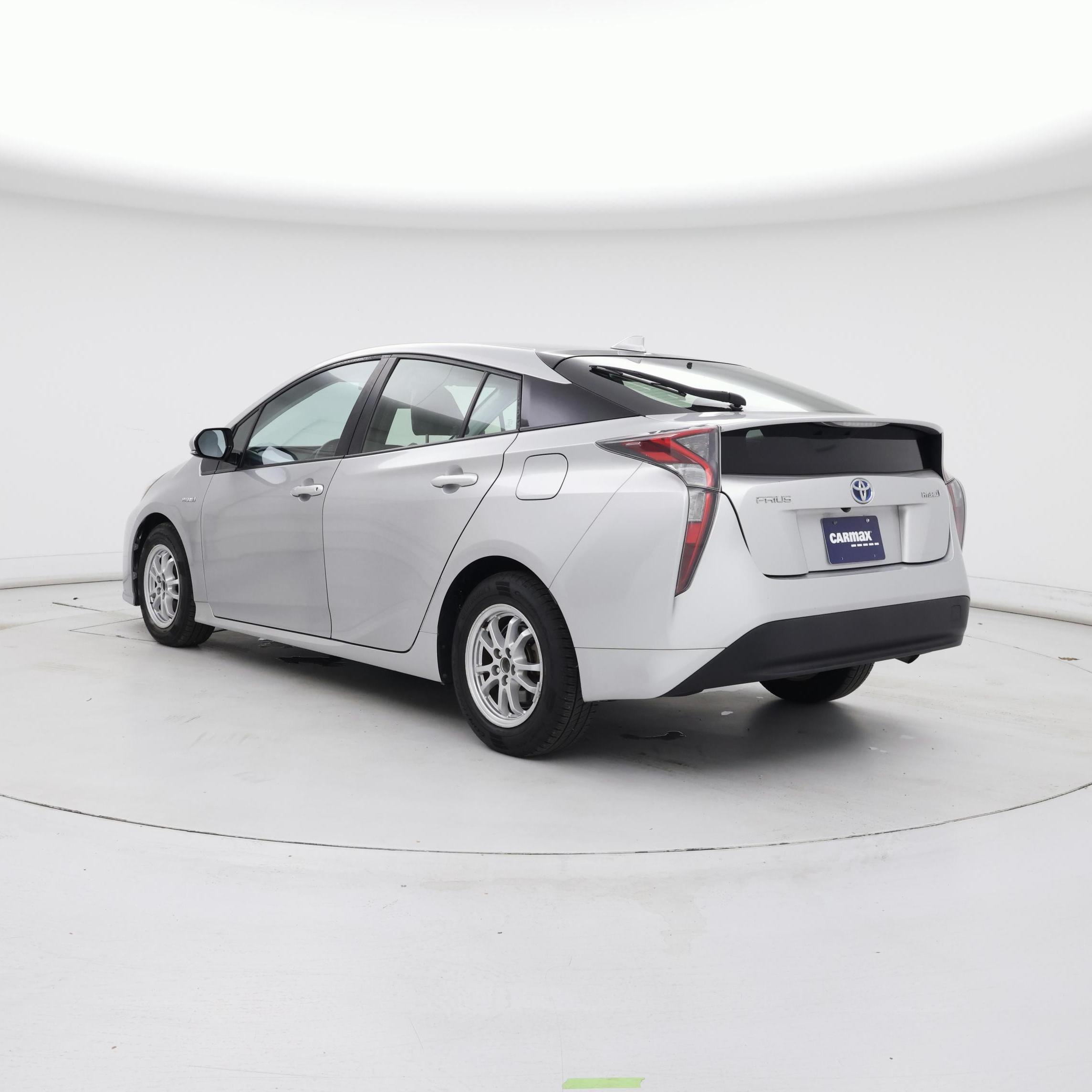 Thumbnail: 2017 Toyota Prius - 2