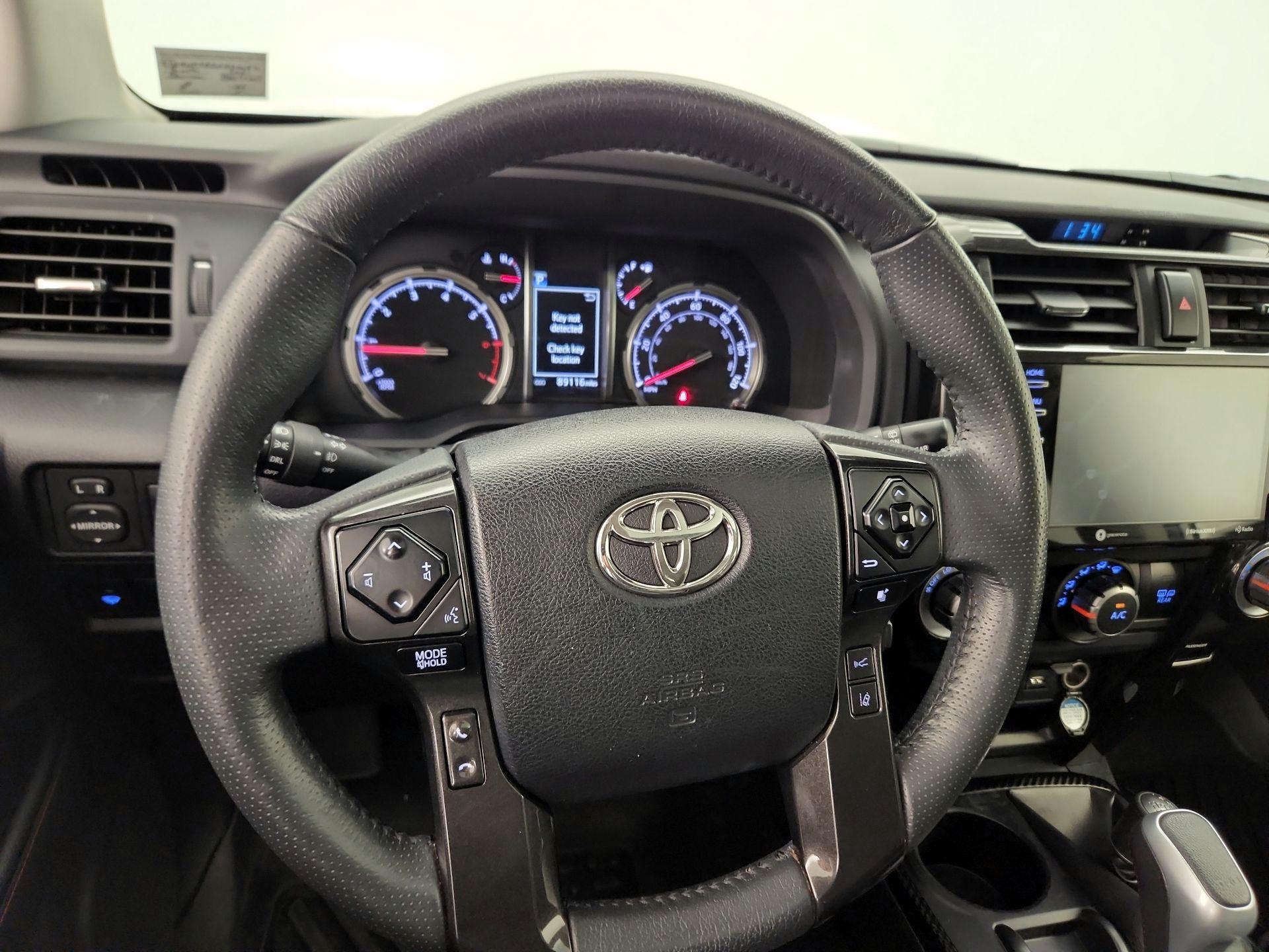 Thumbnail: 2021 Toyota 4Runner - 10