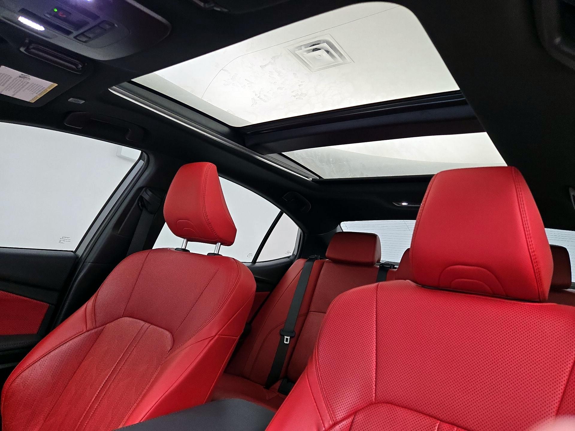 Thumbnail: 2025 Toyota Camry - 19