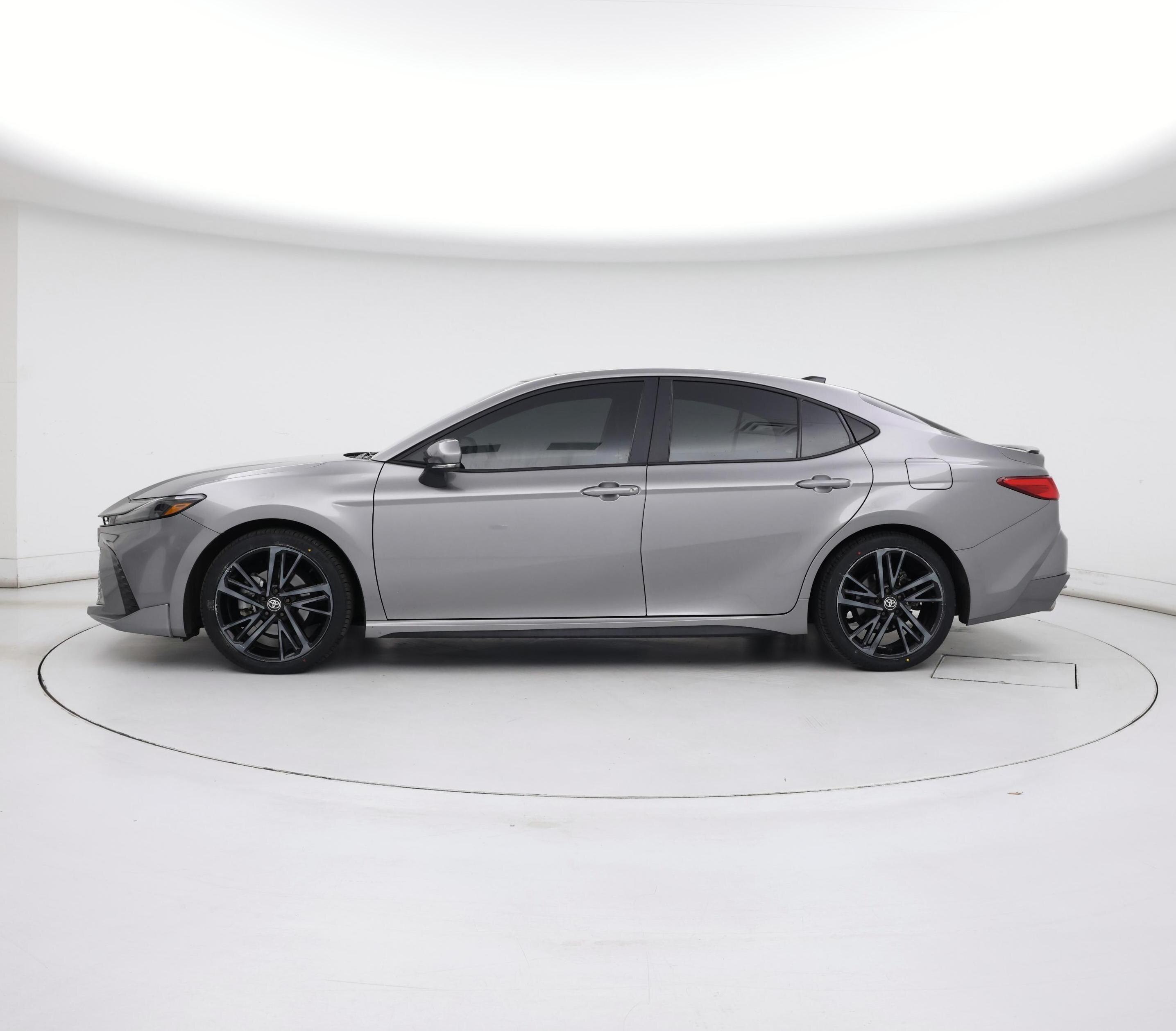 Thumbnail: 2025 Toyota Camry - 3