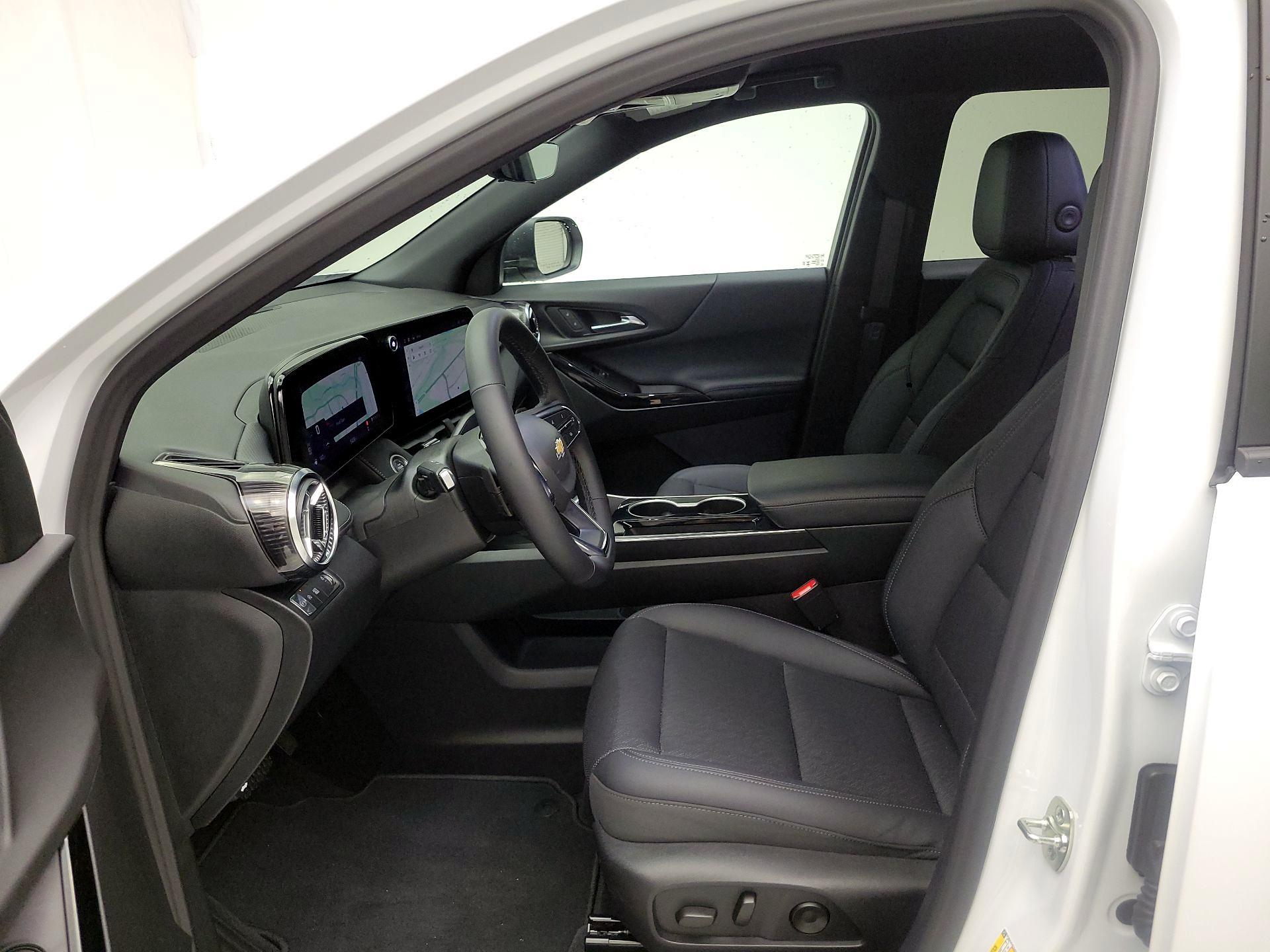 Thumbnail: 2025 Chevrolet Equinox - 9