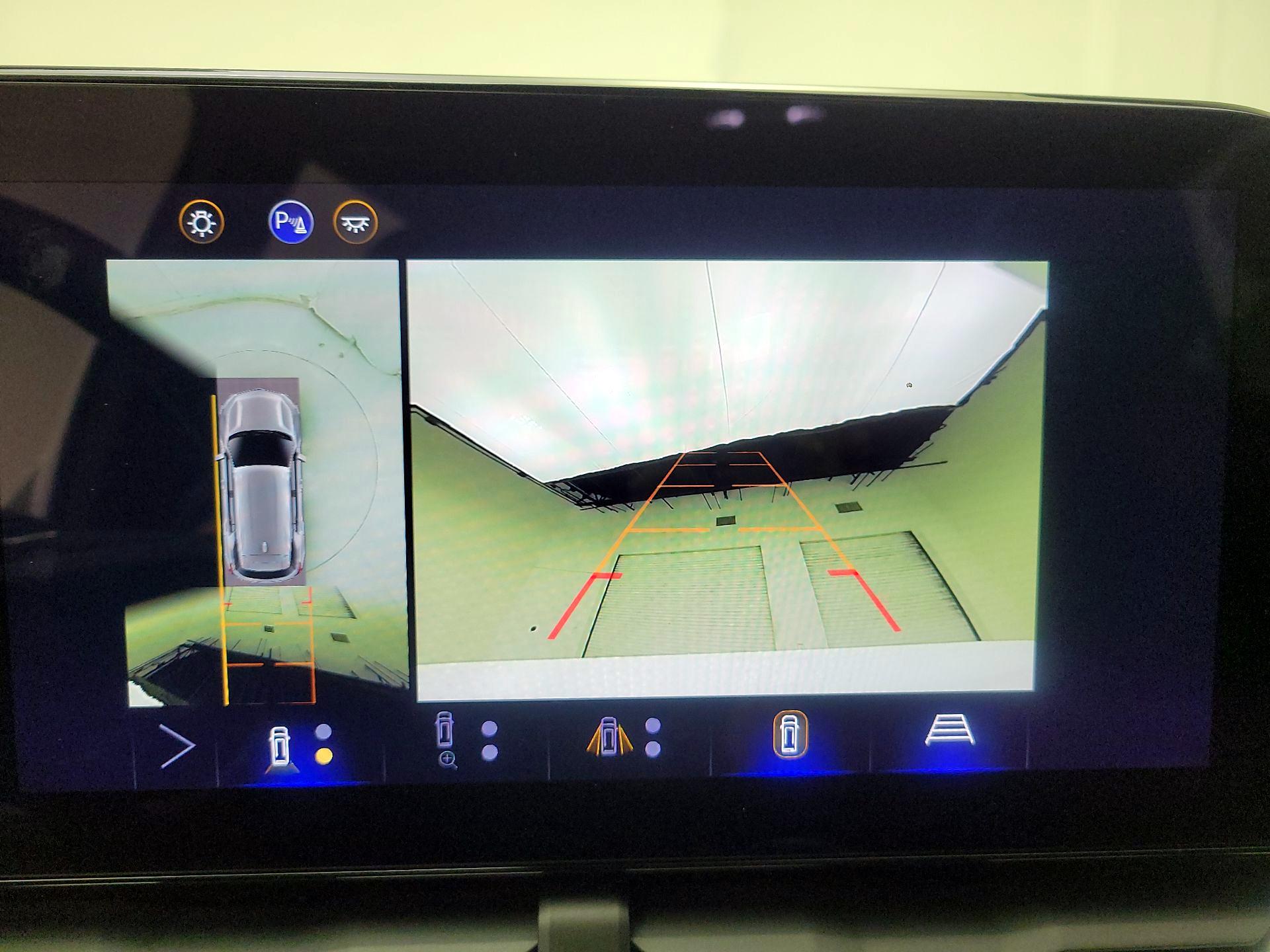 Thumbnail: 2025 Chevrolet Equinox - 13