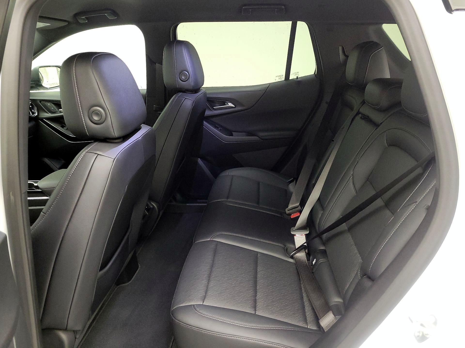 Thumbnail: 2025 Chevrolet Equinox - 18