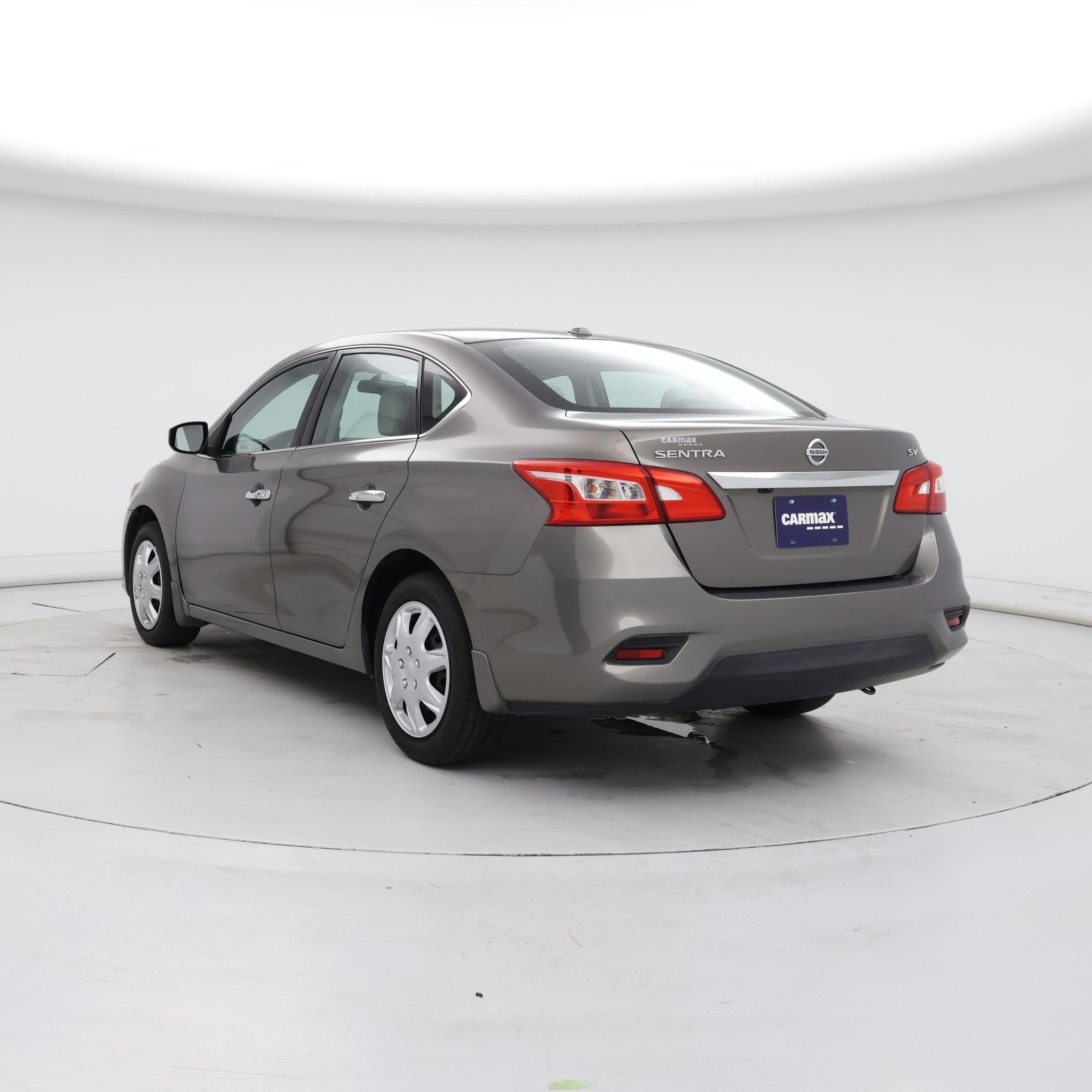 Thumbnail: 2016 Nissan Sentra - 2