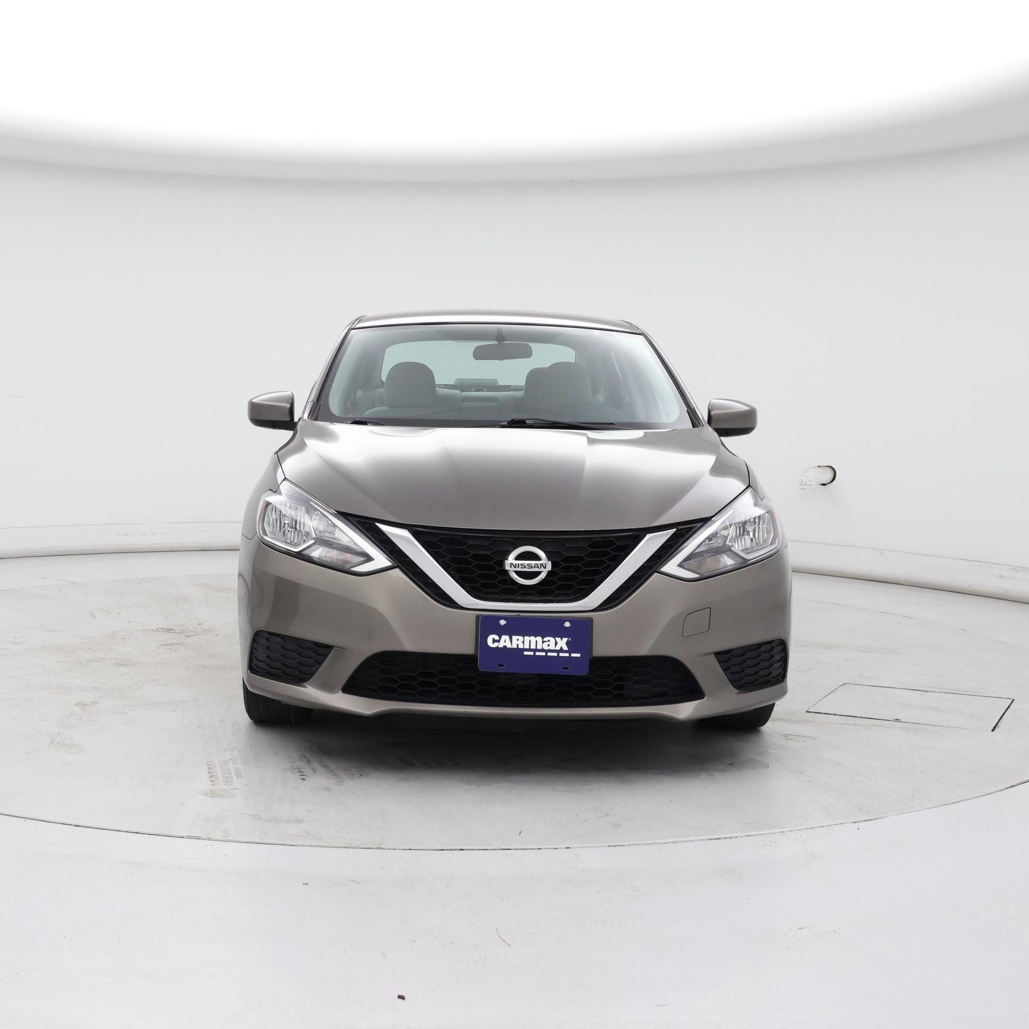 Thumbnail: 2016 Nissan Sentra - 5