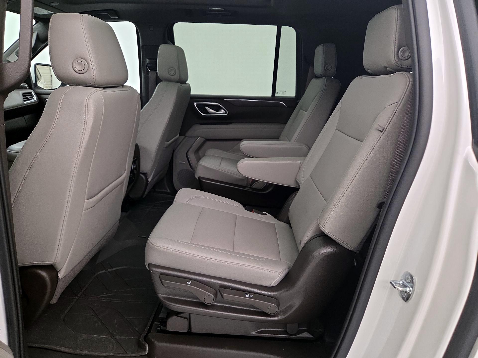 Thumbnail: 2022 Chevrolet Suburban - 20