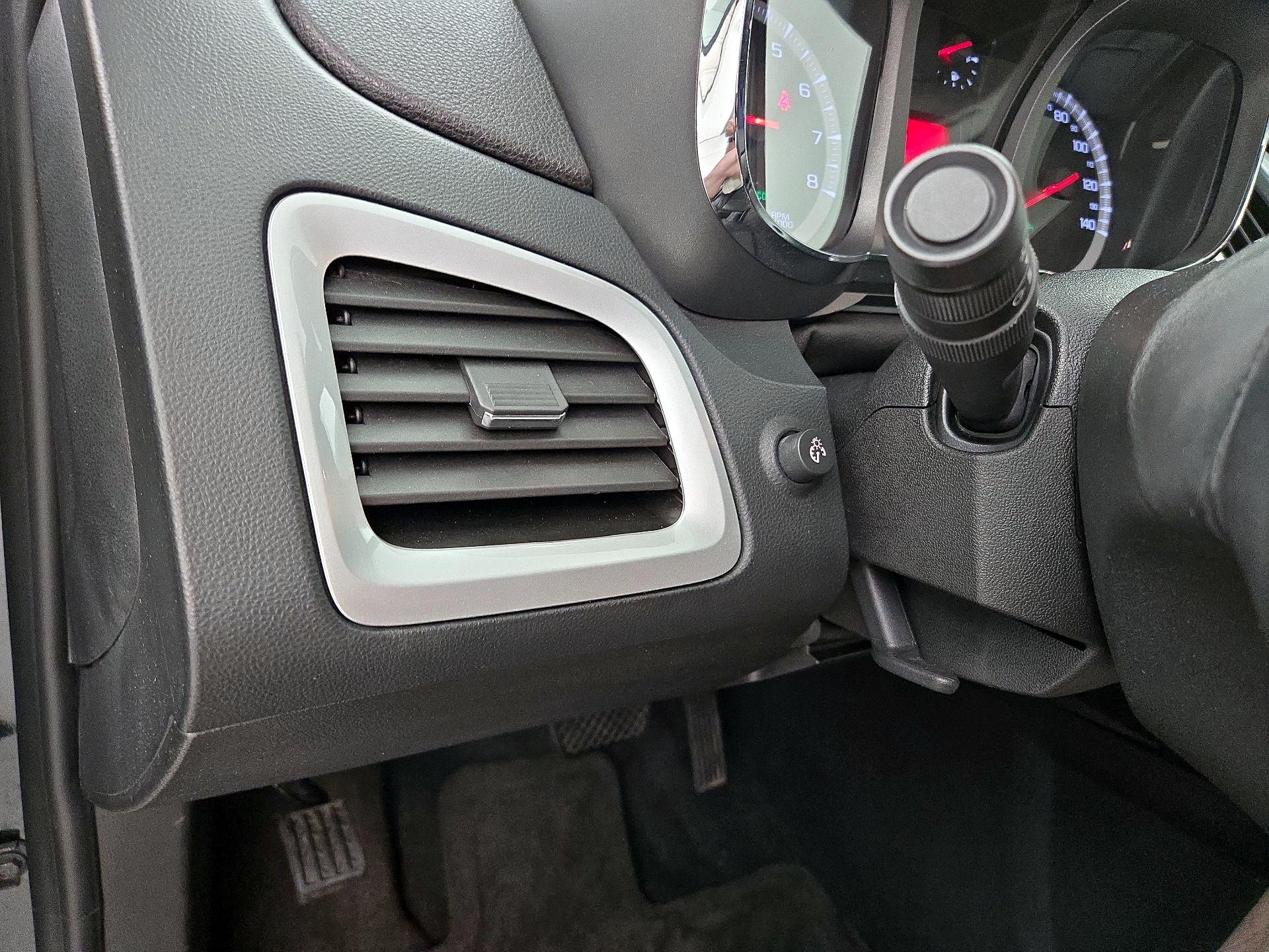 Thumbnail: 2015 GMC Terrain - 13