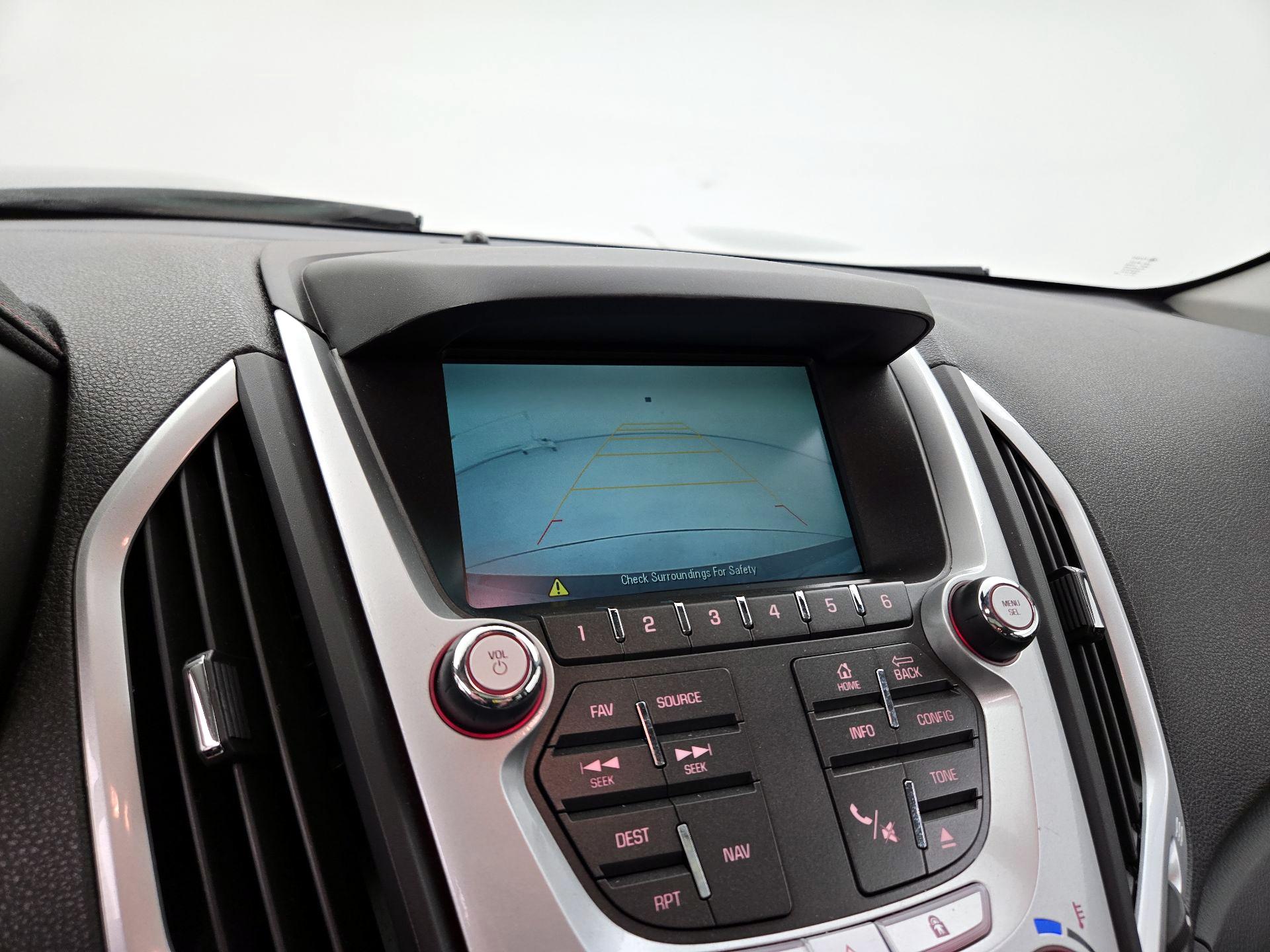 Thumbnail: 2015 GMC Terrain - 14