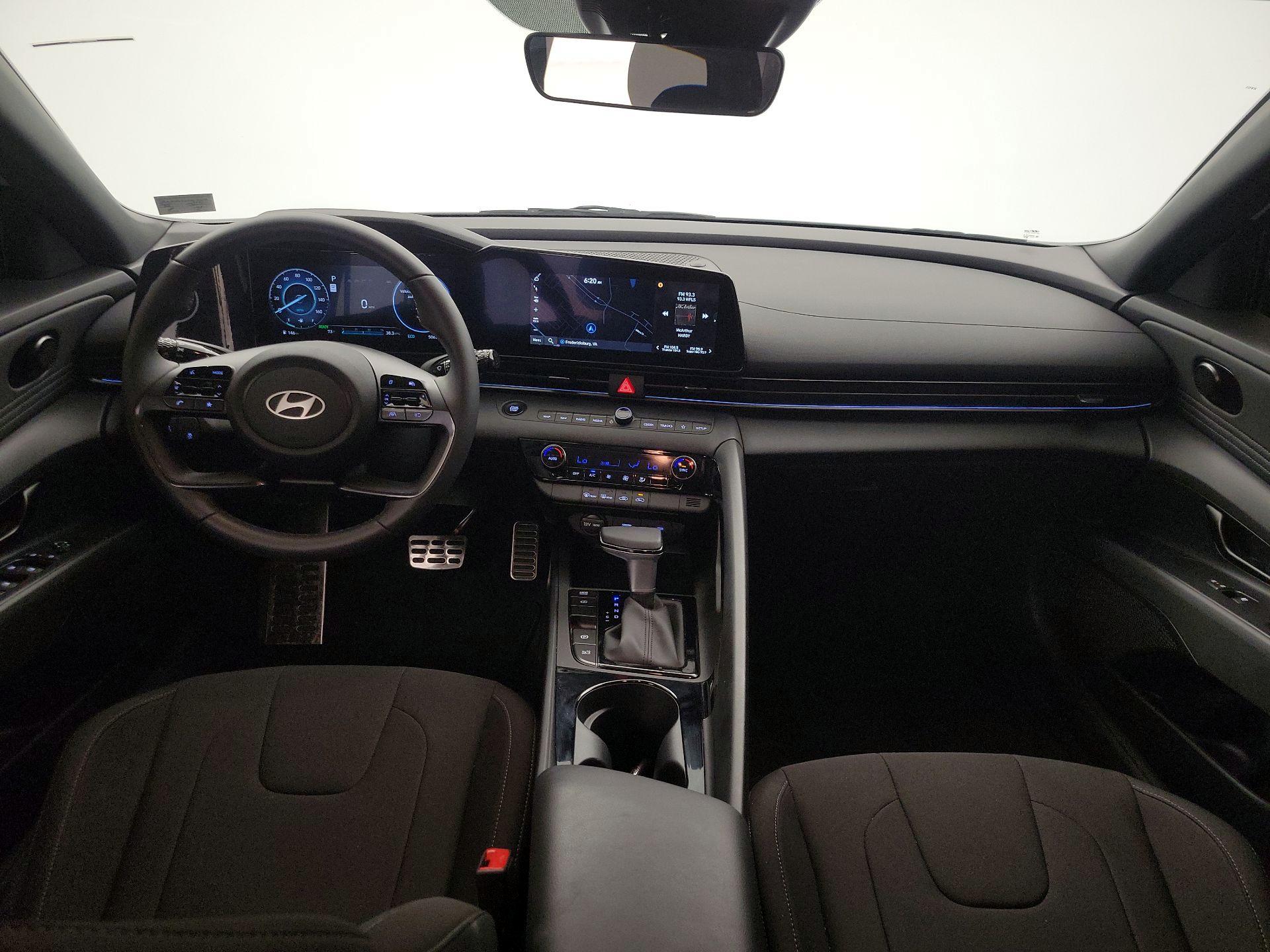 Thumbnail: 2025 Hyundai Elantra - 9