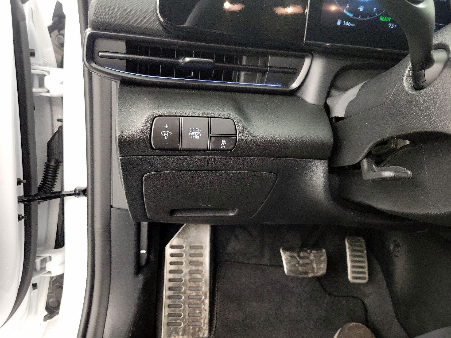 Thumbnail: 2025 Hyundai Elantra - 13