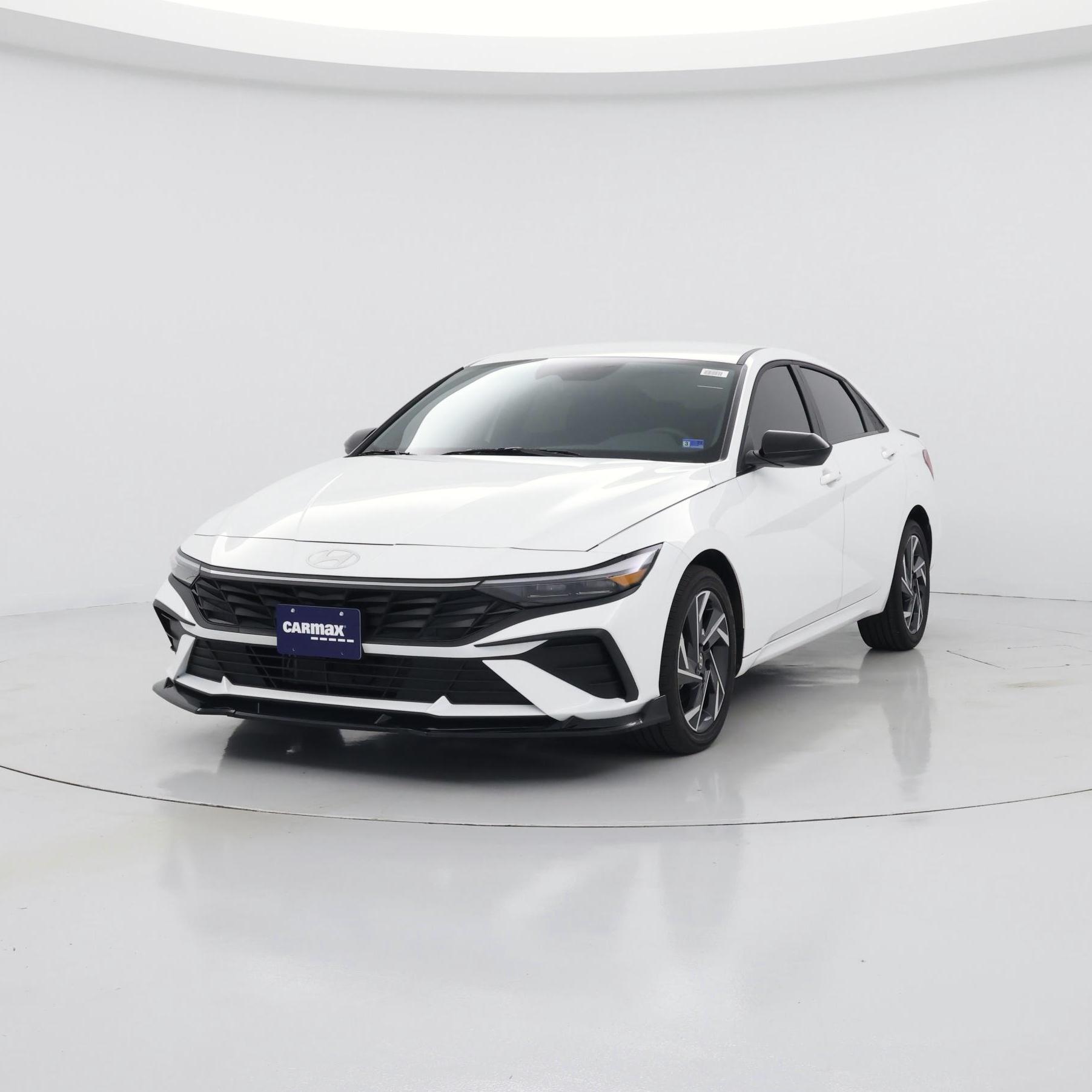 Thumbnail: 2025 Hyundai Elantra - 4