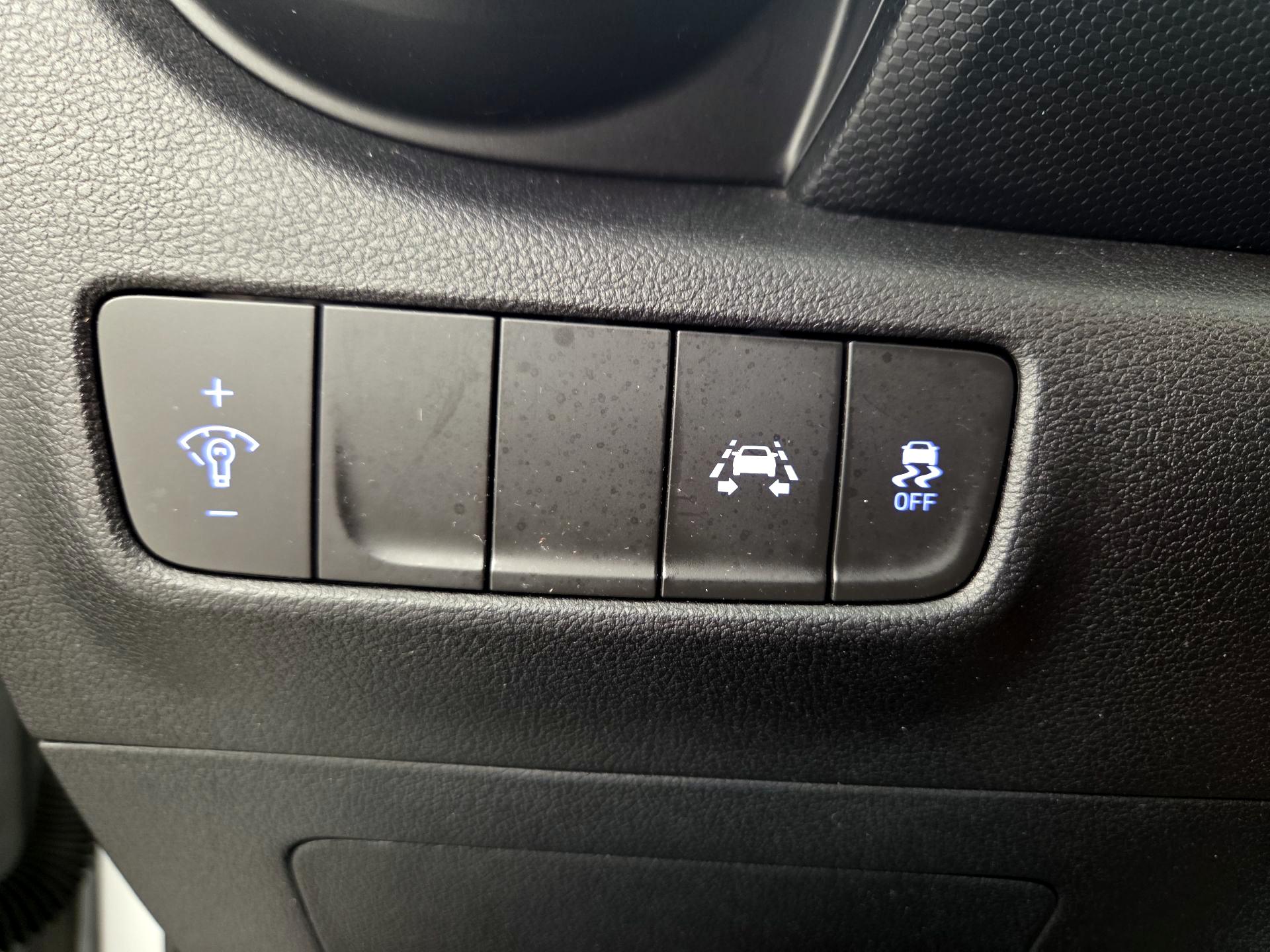 Thumbnail: 2019 Hyundai Kona - 13