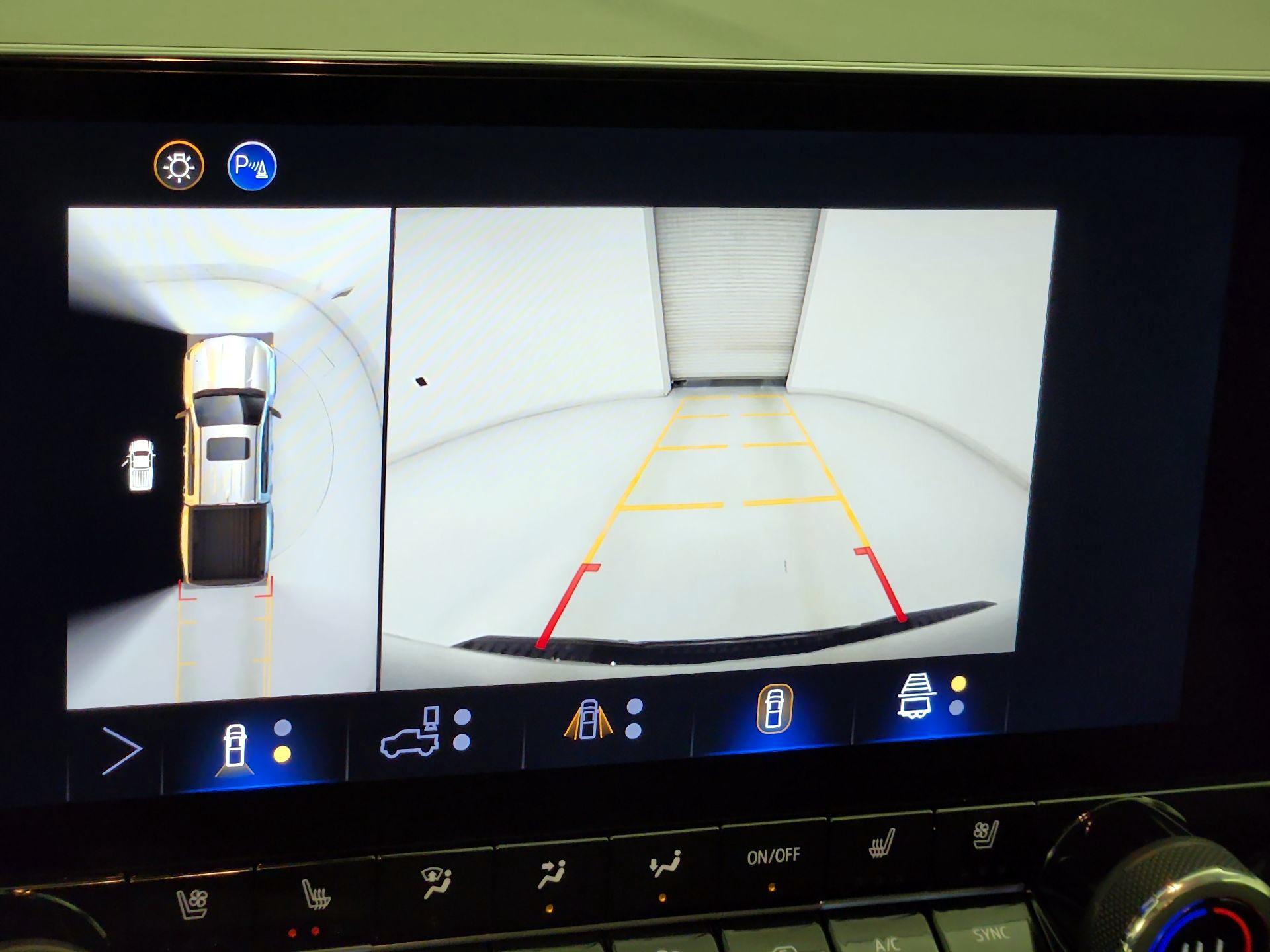 Thumbnail: 2024 Chevrolet Colorado - 15