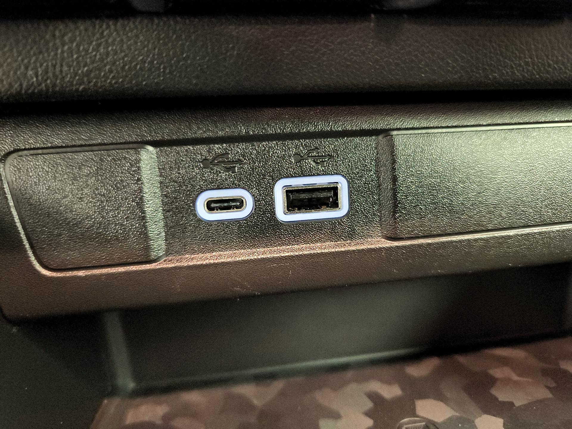 Thumbnail: 2024 Chevrolet Colorado - 19