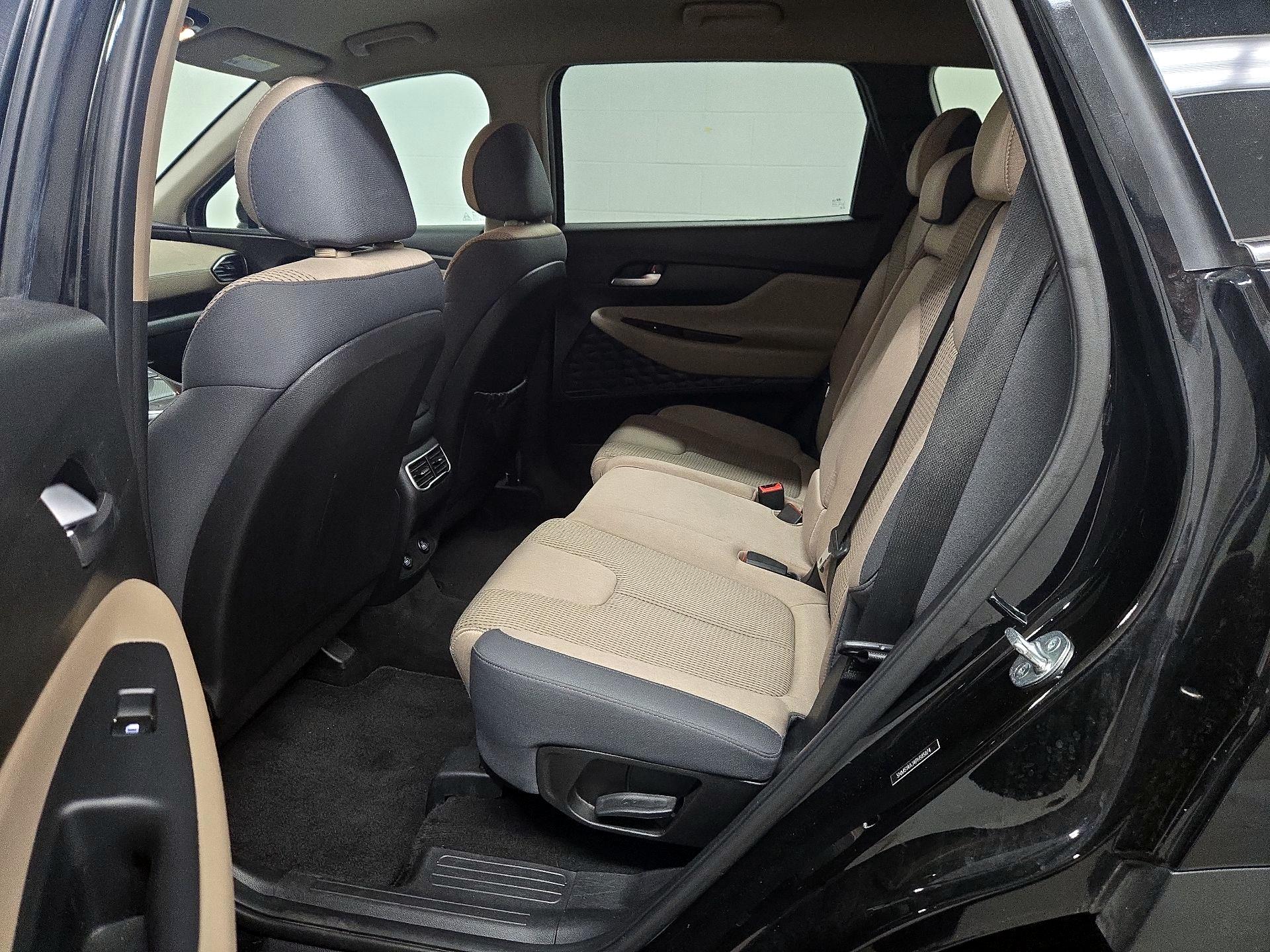 Thumbnail: 2023 Hyundai Santa Fe - 19