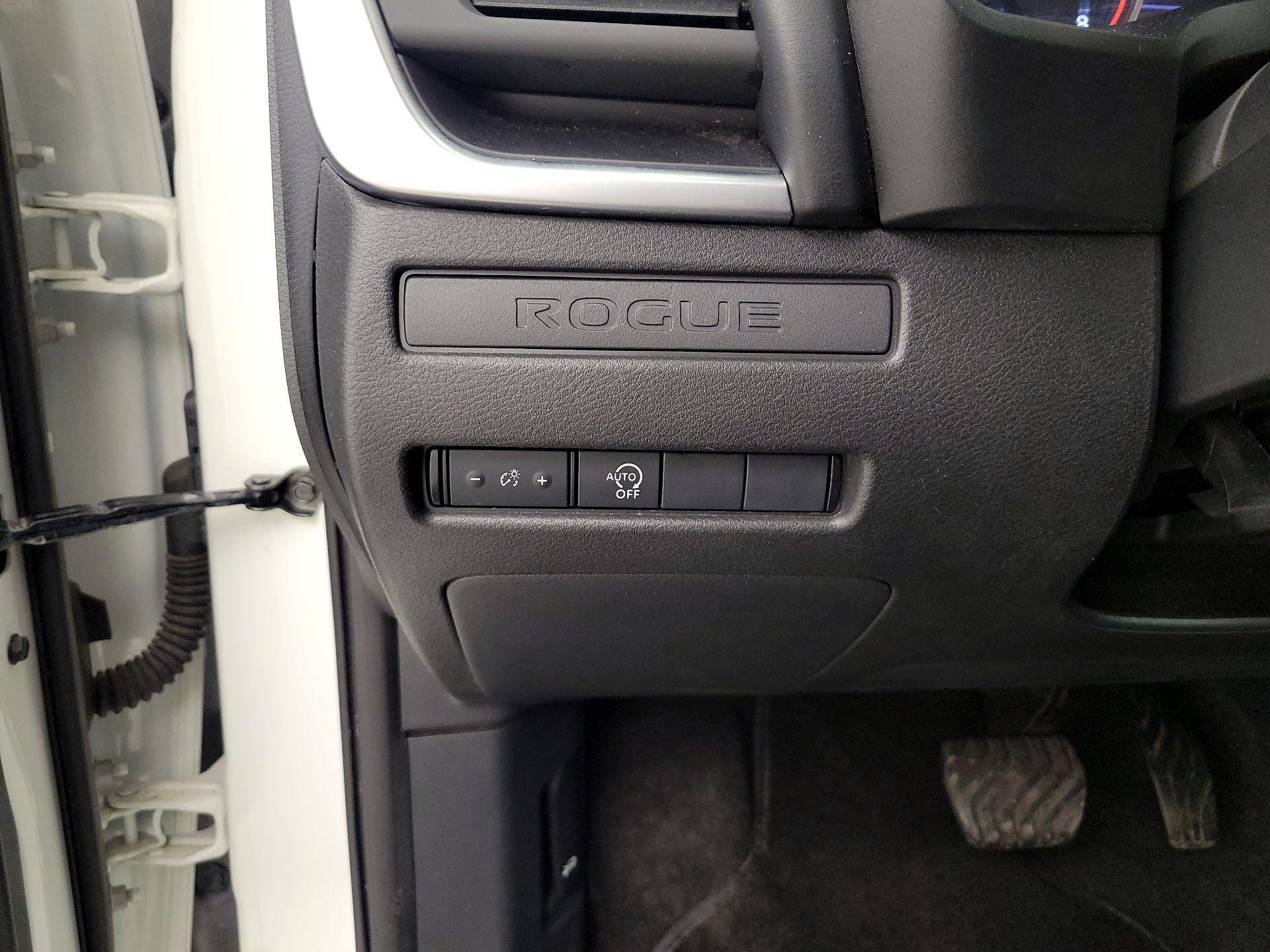 Thumbnail: 2024 Nissan Rogue - 13