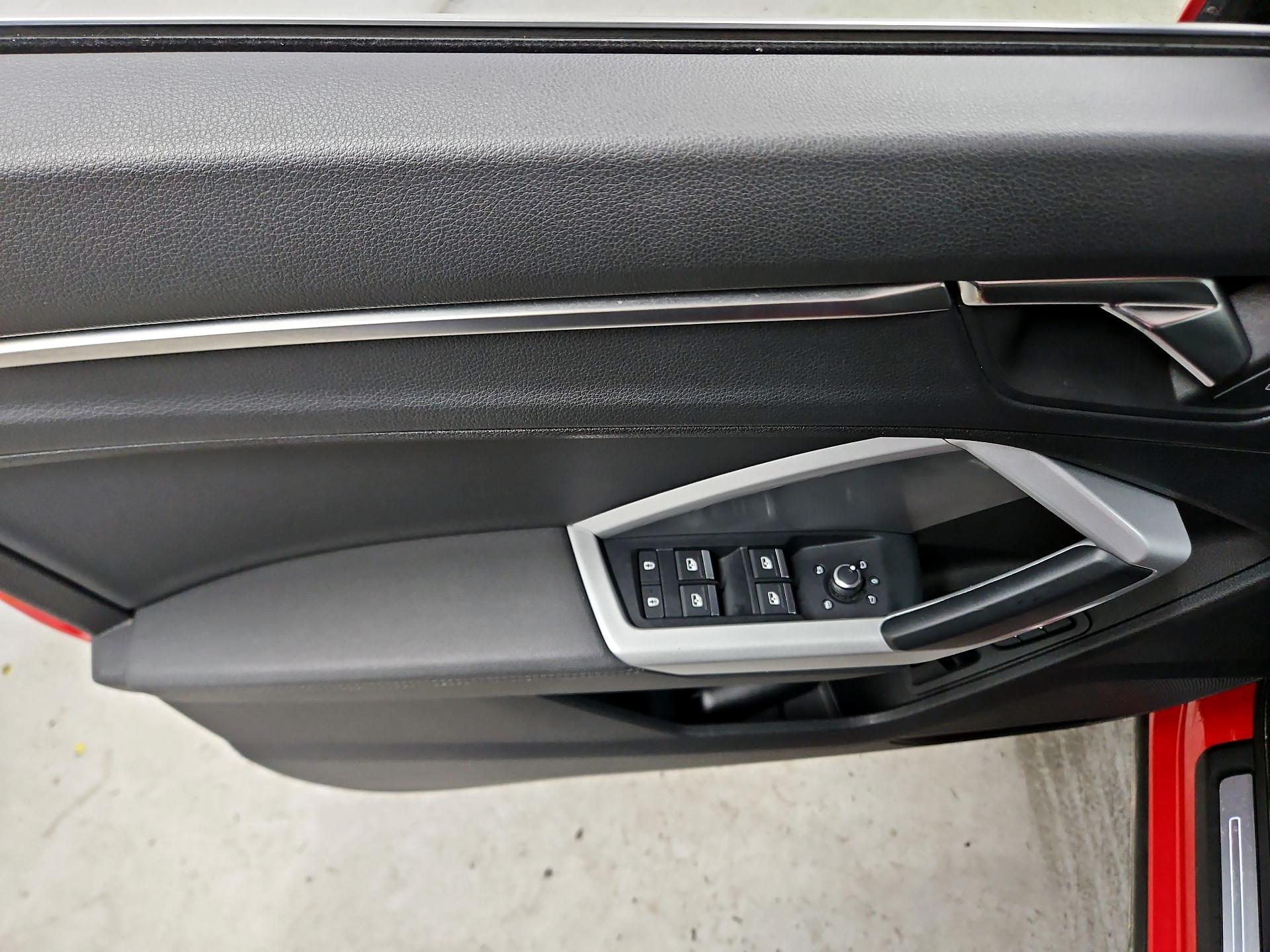 Thumbnail: 2024 Audi Q3 - 12