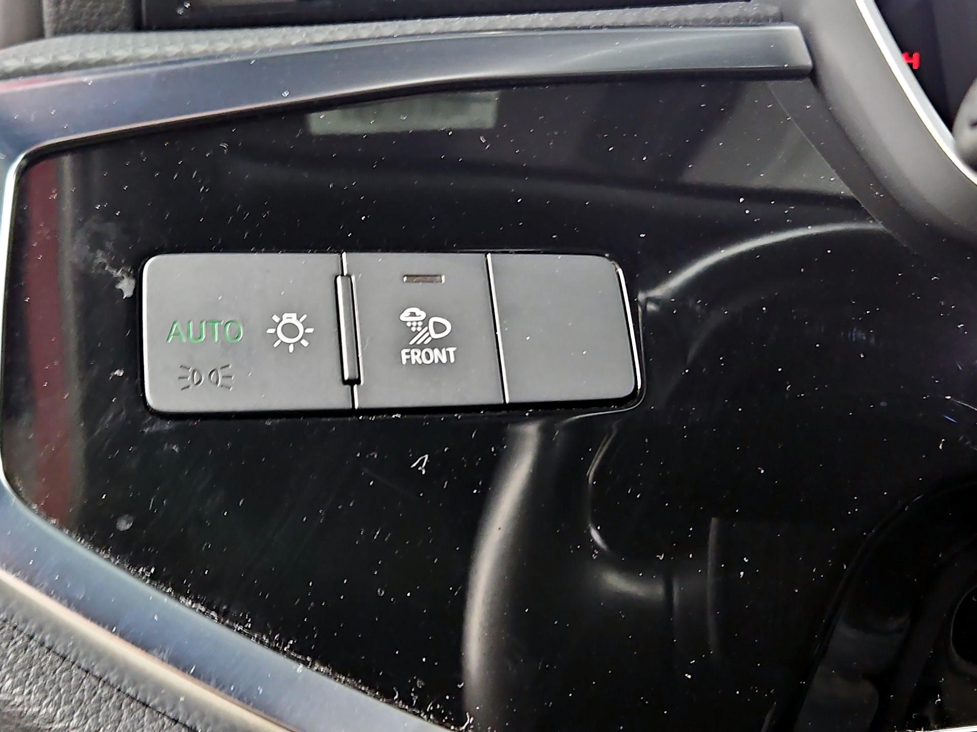 Thumbnail: 2024 Audi Q3 - 13