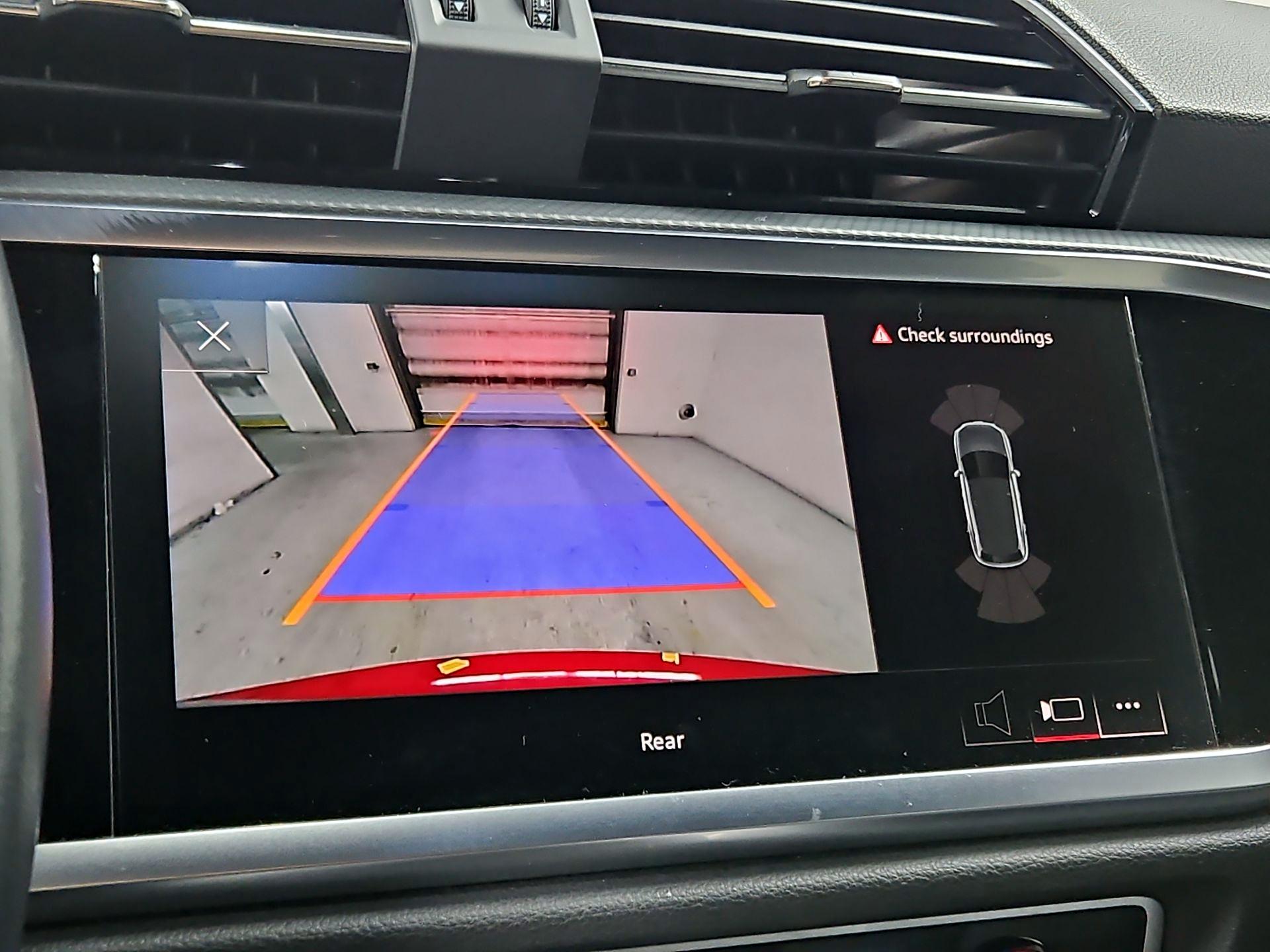 Thumbnail: 2024 Audi Q3 - 14