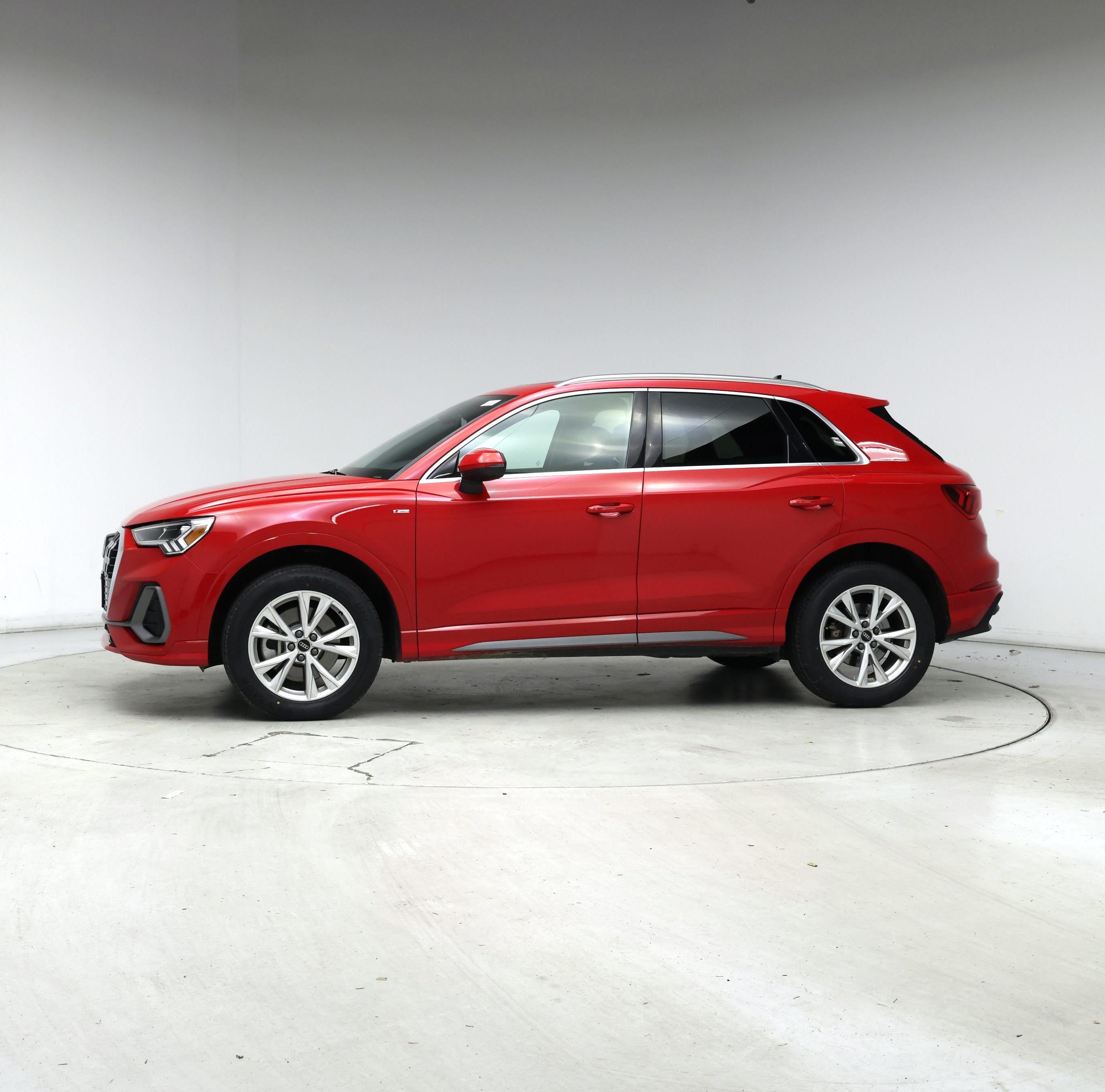 Thumbnail: 2024 Audi Q3 - 3