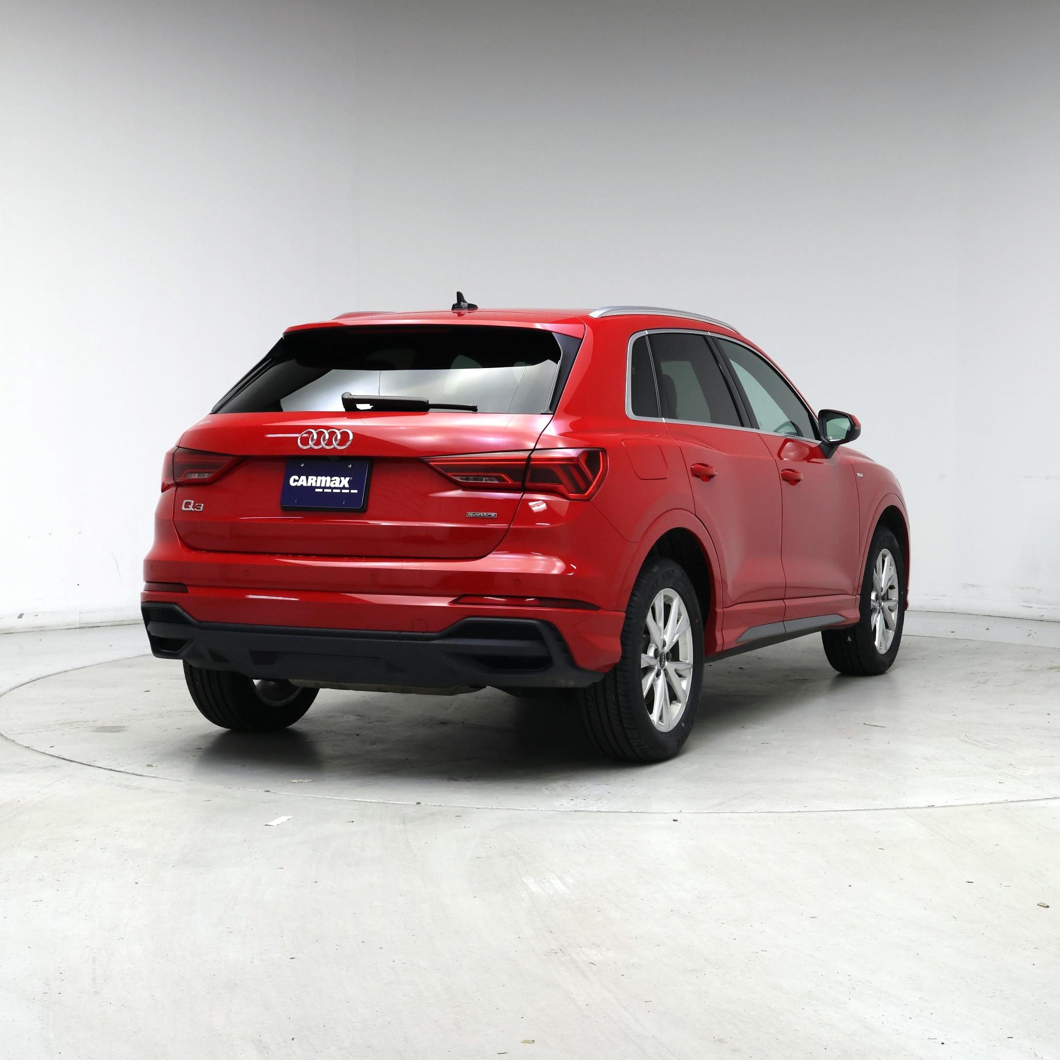 Thumbnail: 2024 Audi Q3 - 8