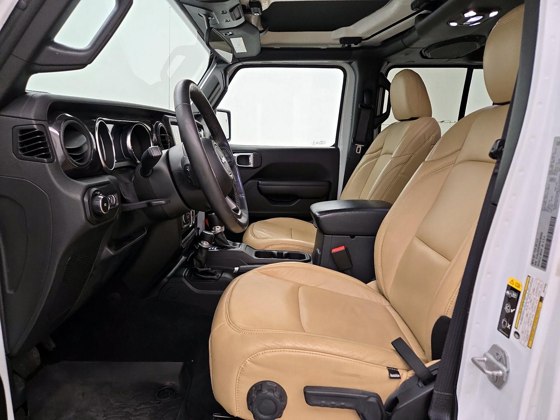 Thumbnail: 2021 Jeep Wrangler - 11