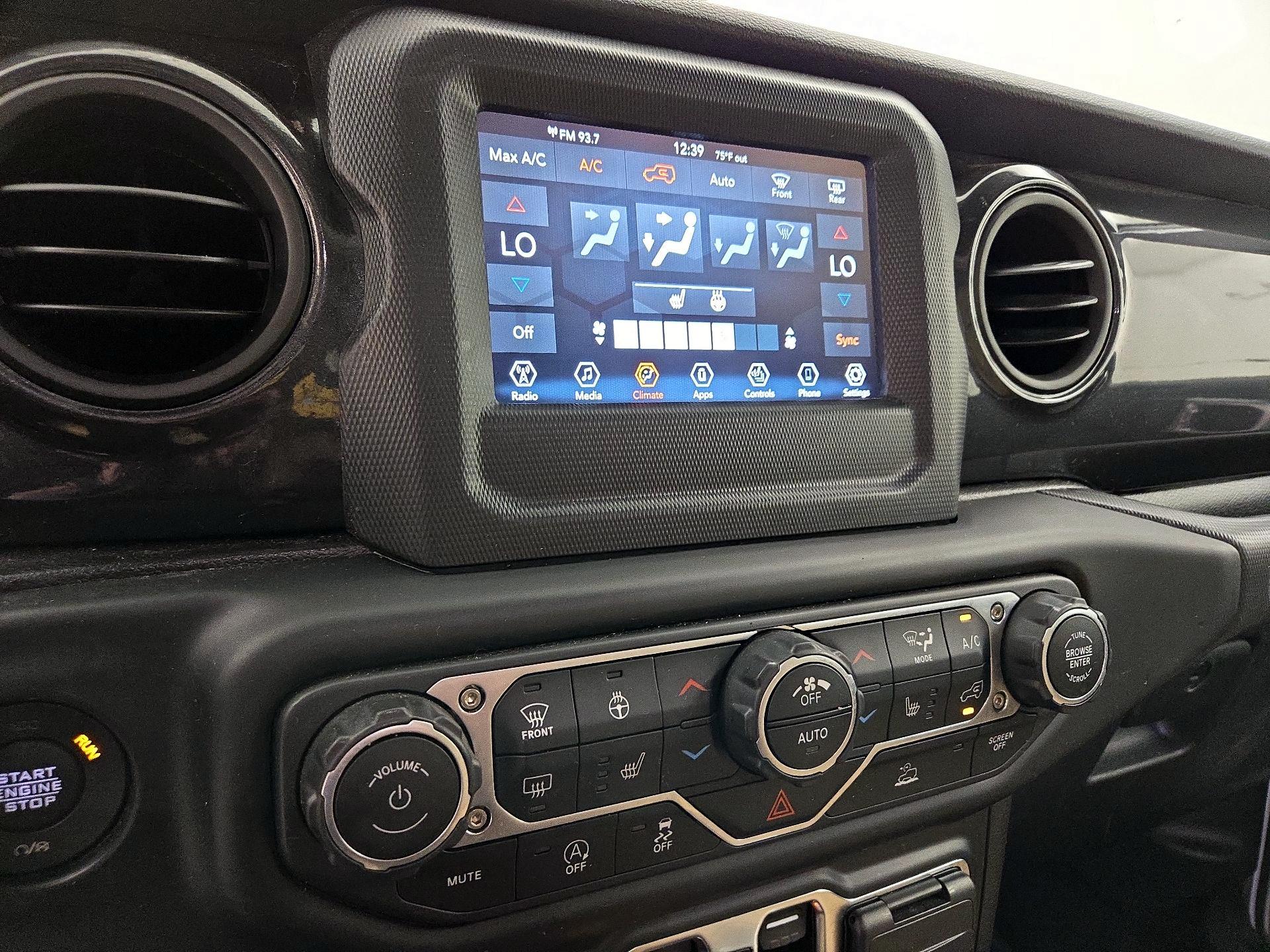 Thumbnail: 2021 Jeep Wrangler - 16