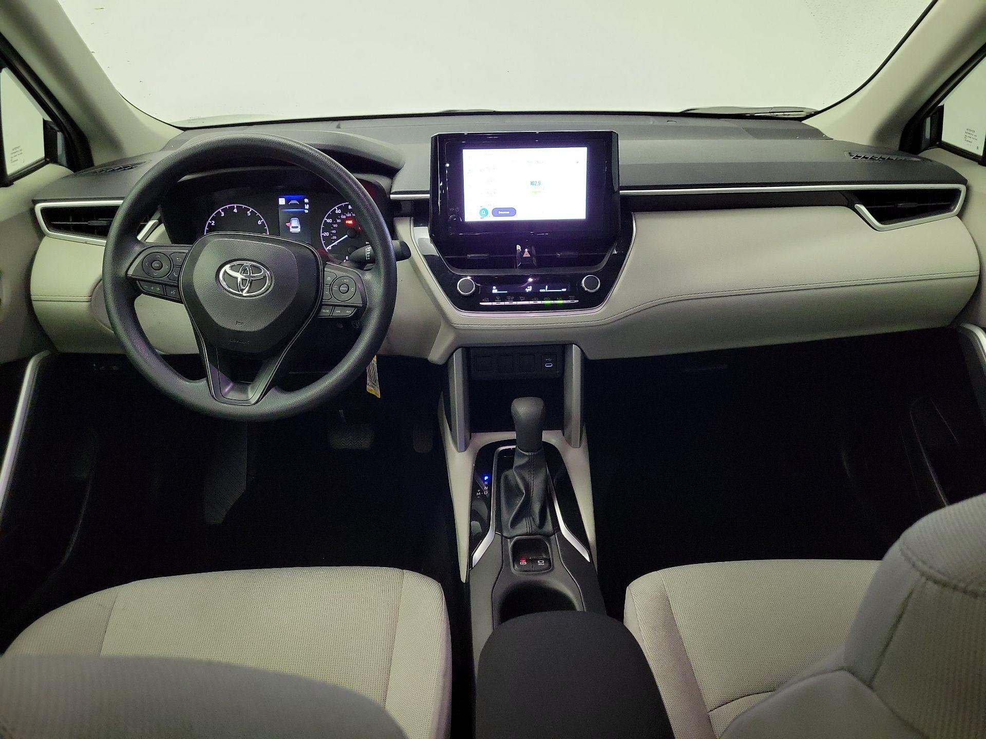 Thumbnail: 2025 Toyota Corolla Cross - 9