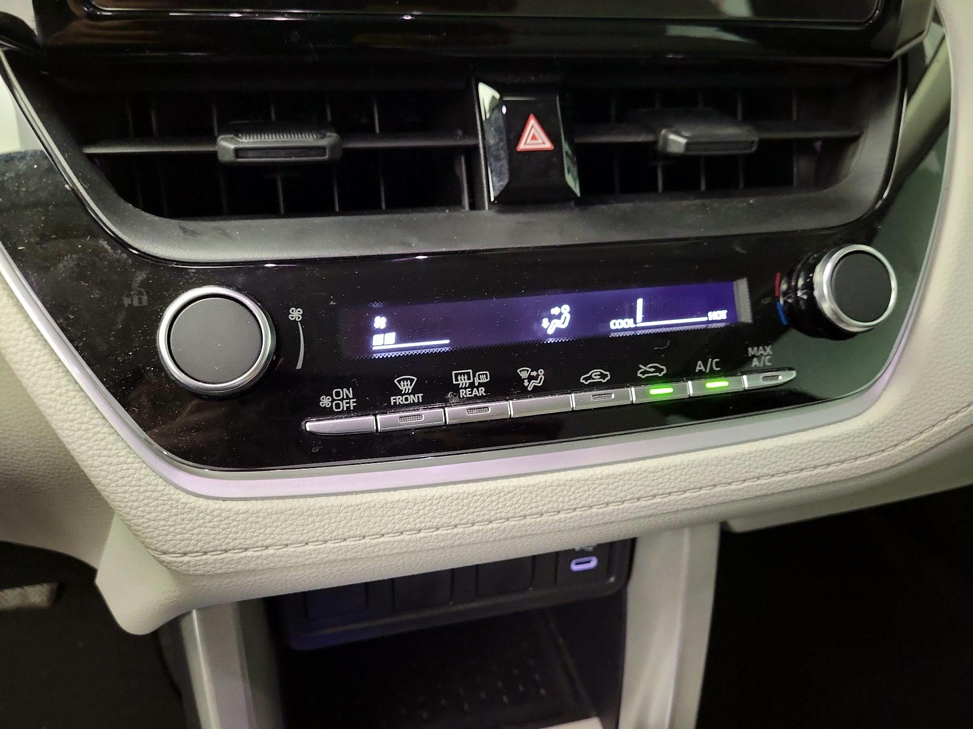 Thumbnail: 2025 Toyota Corolla Cross - 16