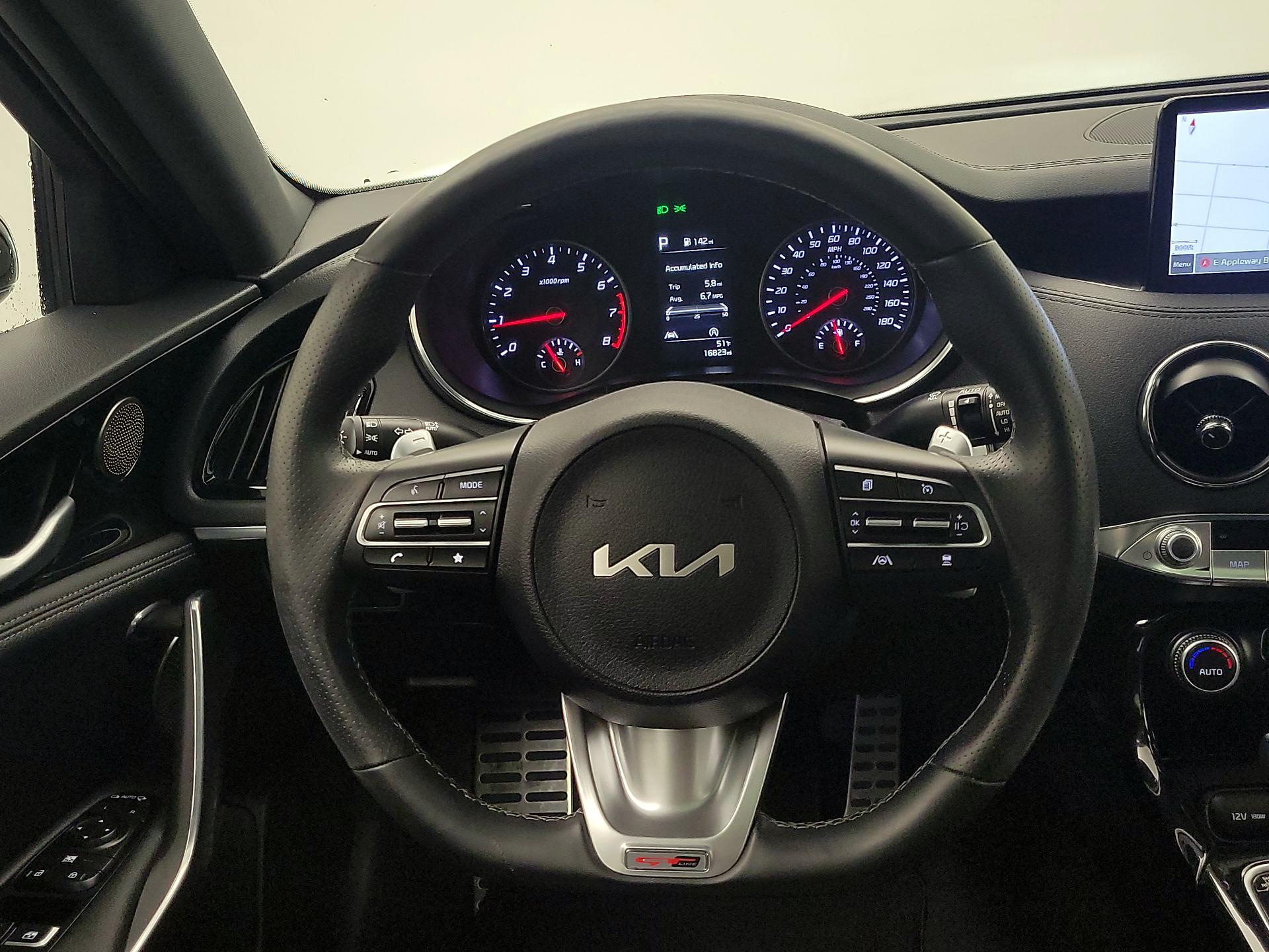 Thumbnail: 2022 Kia Stinger - 10