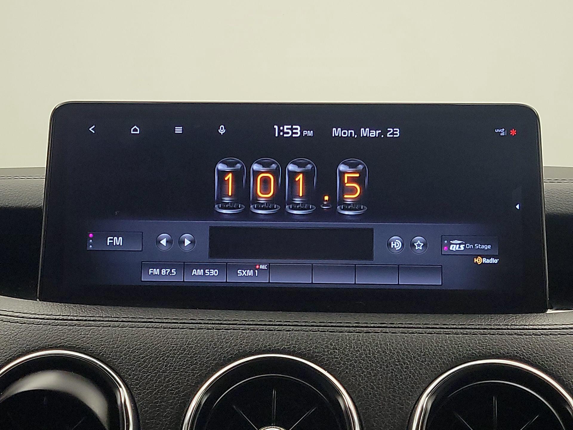 Thumbnail: 2022 Kia Stinger - 16