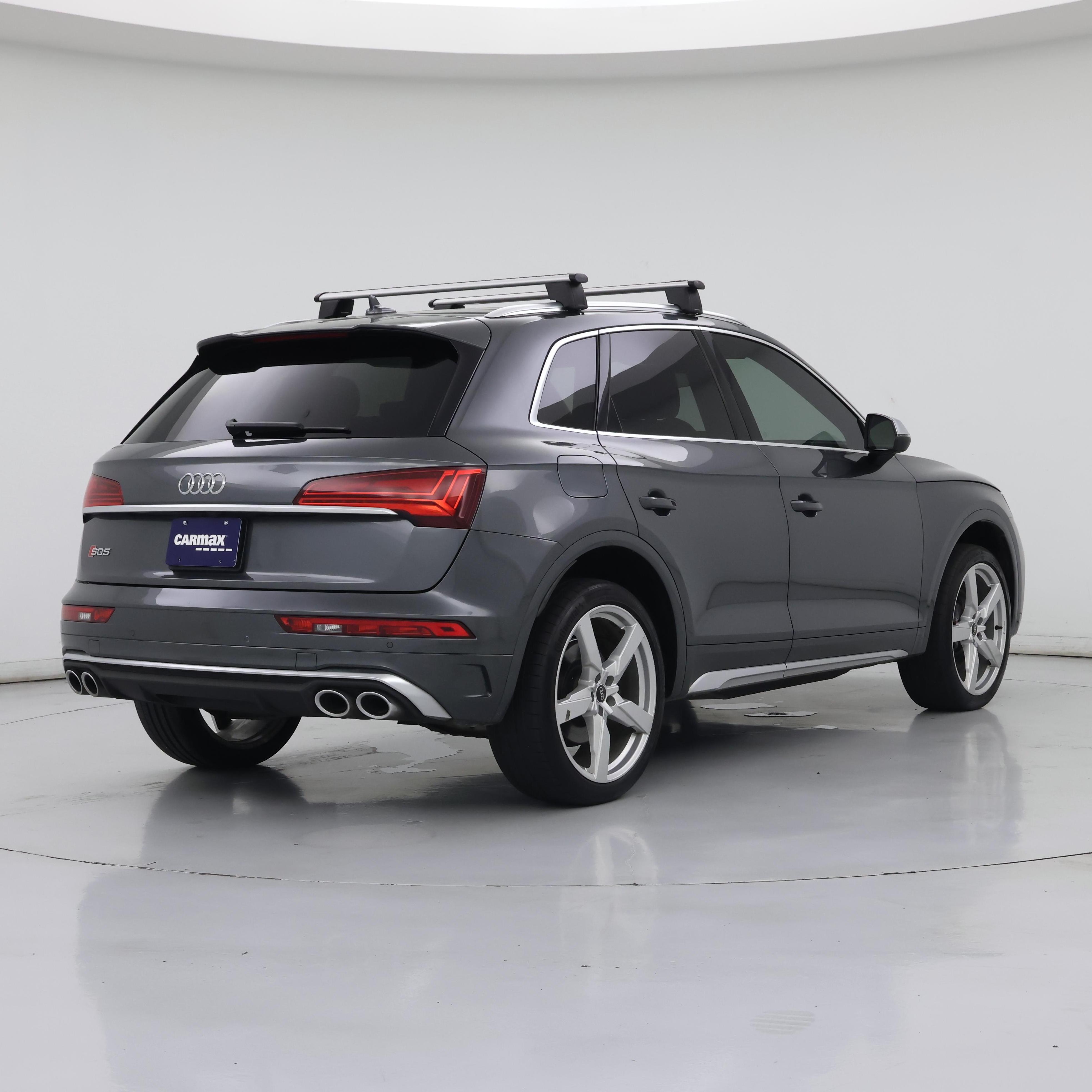 Thumbnail: 2022 Audi SQ5 - 8