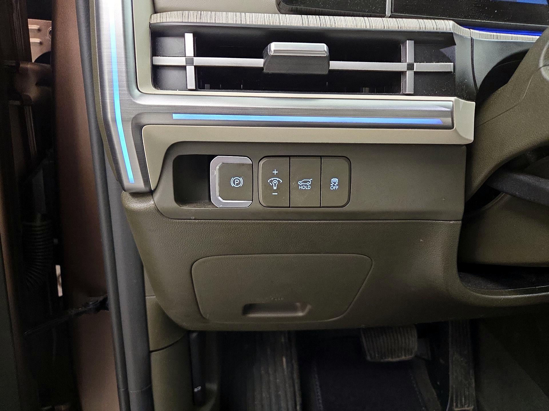 Thumbnail: 2024 Hyundai Santa Fe - 13