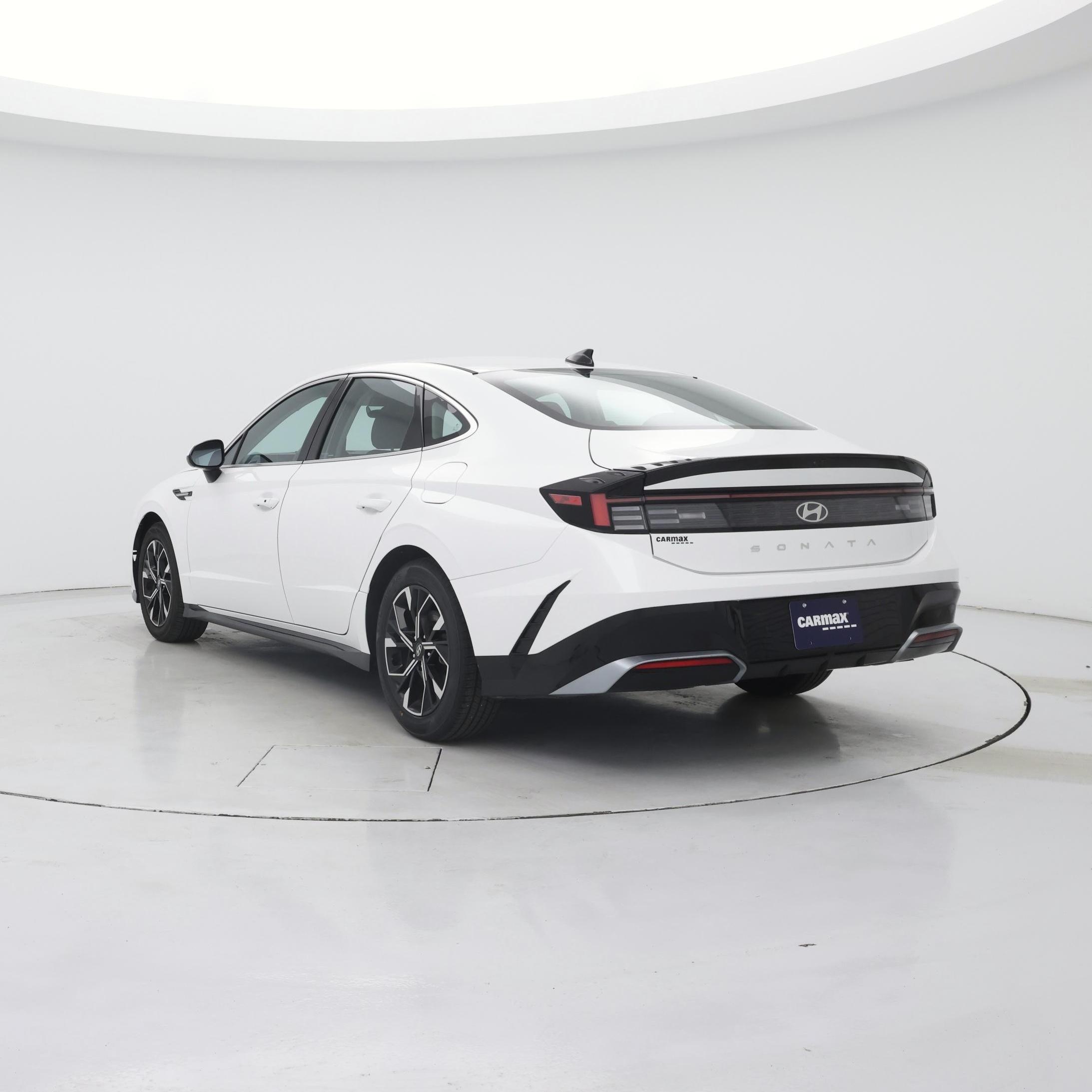 Thumbnail: 2024 Hyundai Sonata - 2