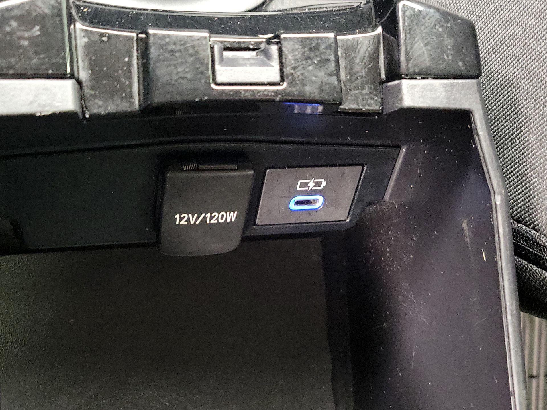 Thumbnail: 2022 Toyota Corolla - 18