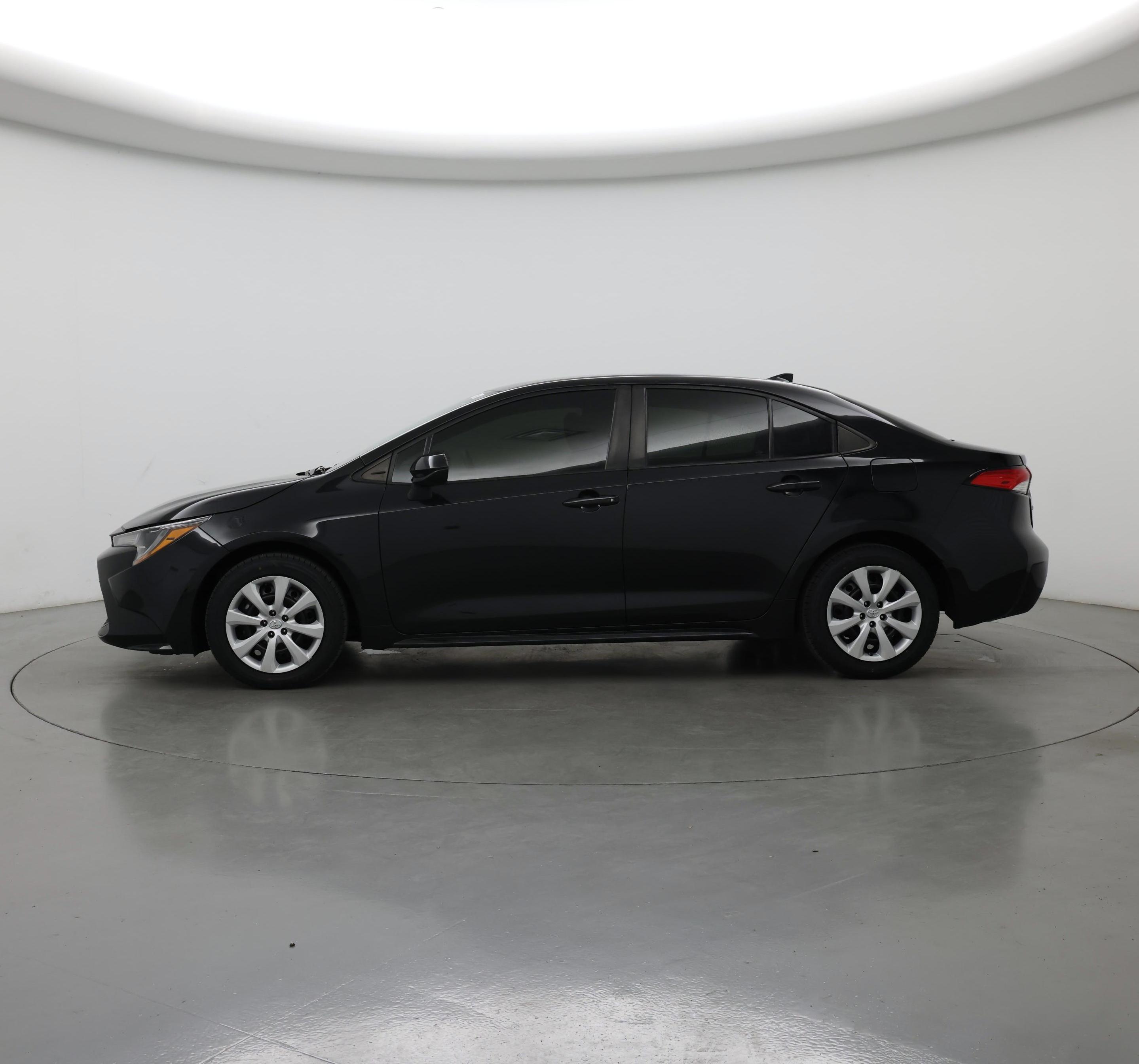 Thumbnail: 2022 Toyota Corolla - 3