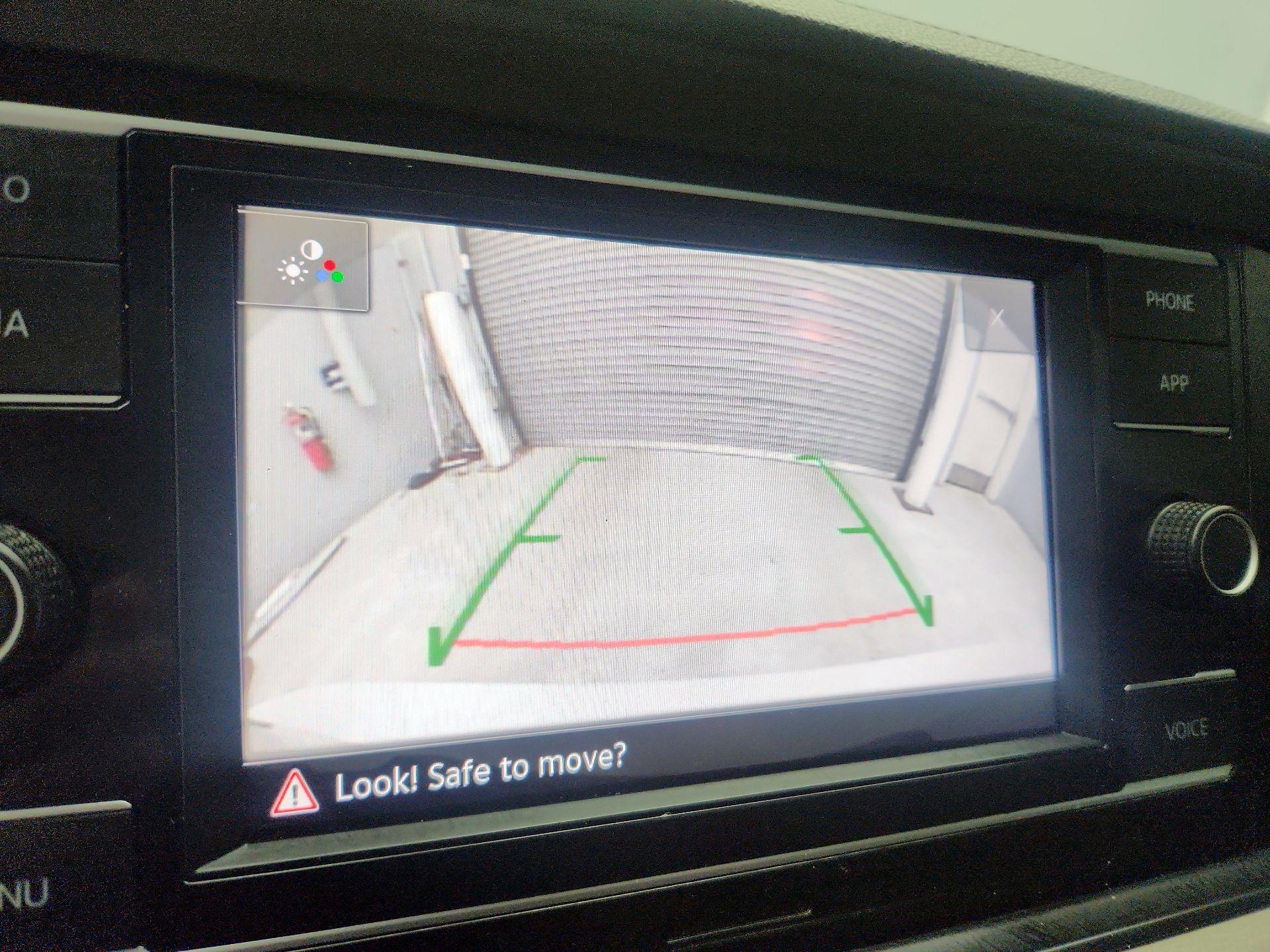 Thumbnail: 2023 Volkswagen Jetta - 14