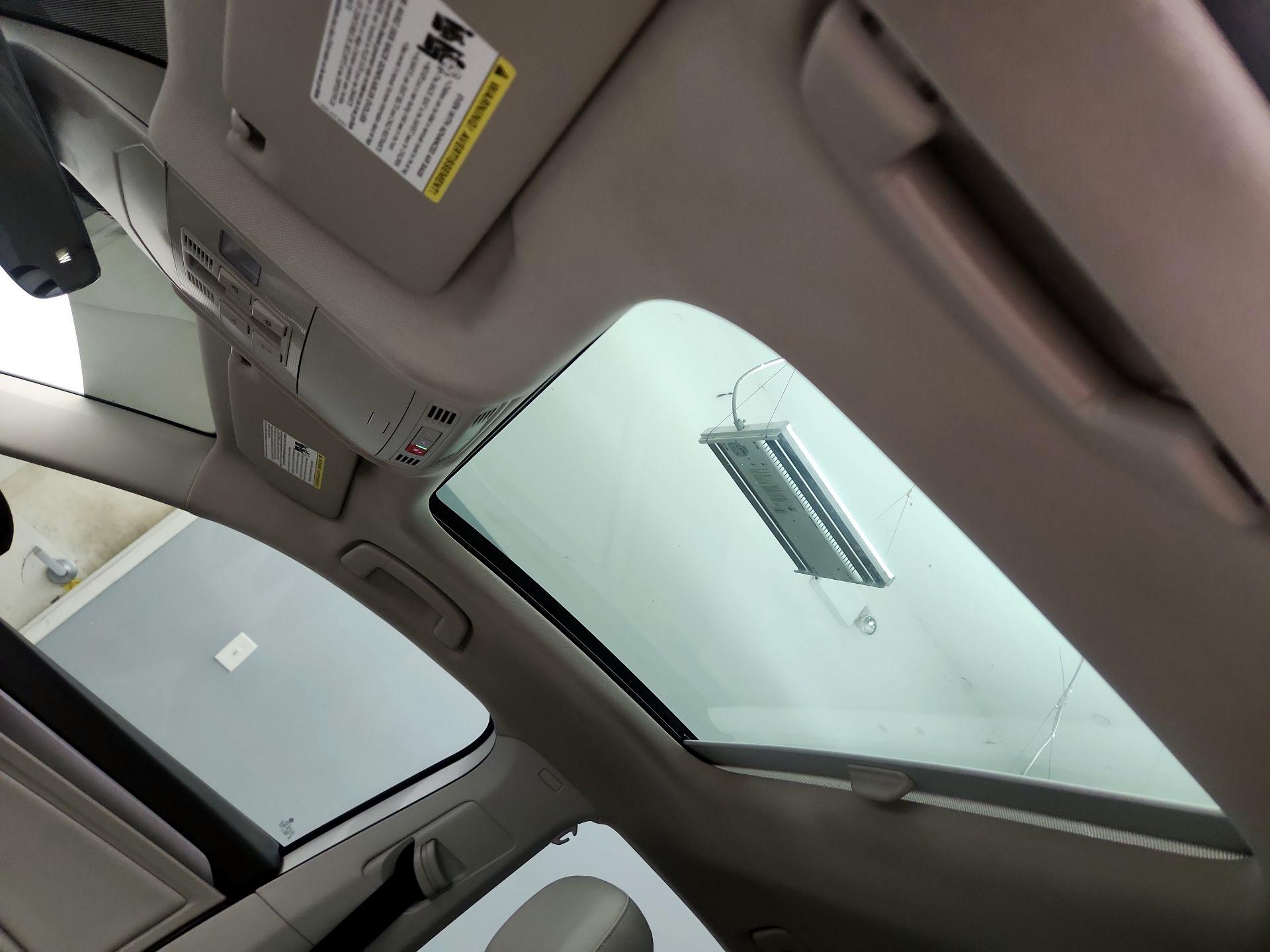 Thumbnail: 2023 Volkswagen Jetta - 19