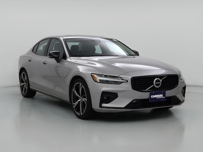 2024 Volvo S60 B5 Plus Dark Theme