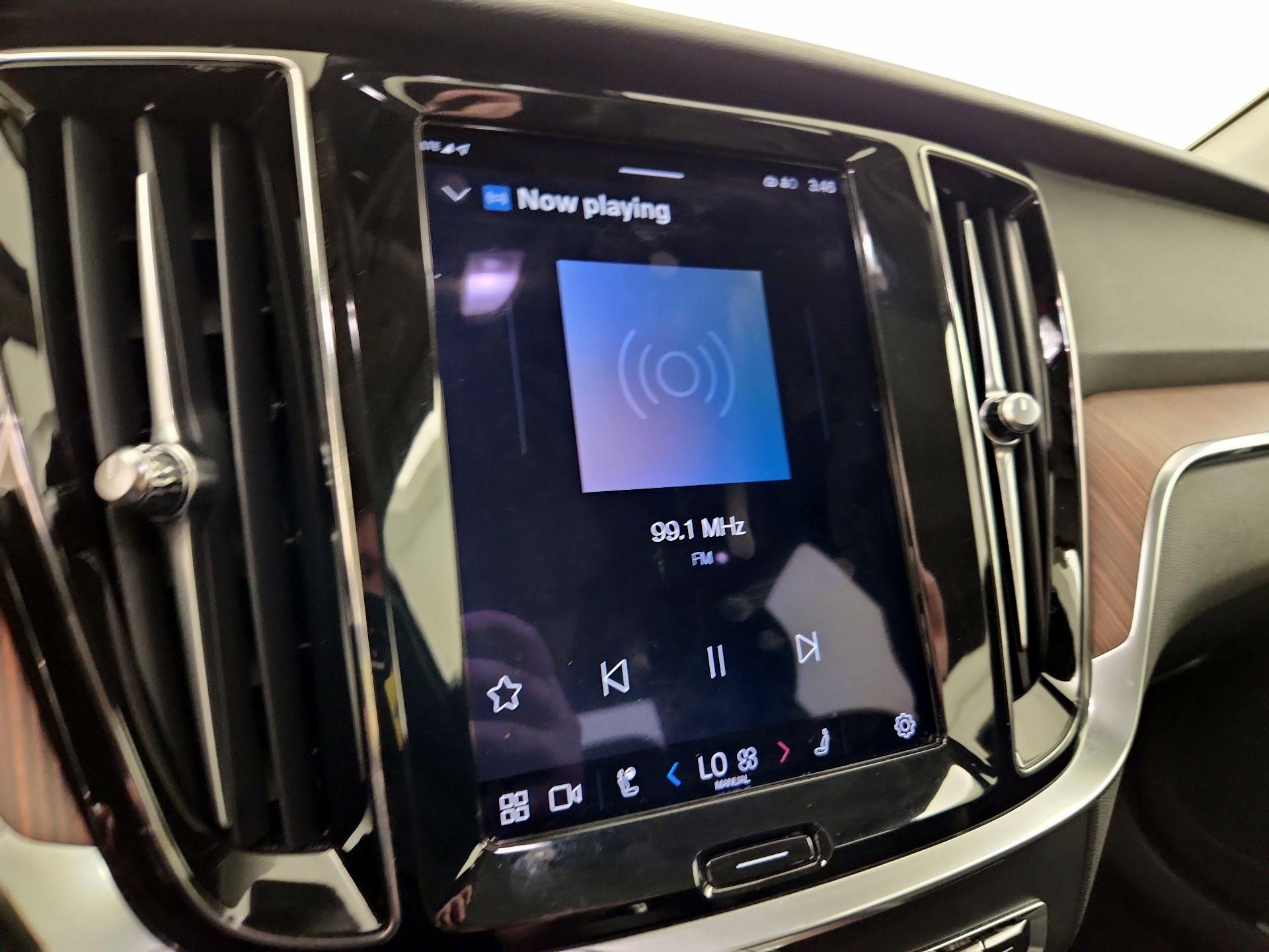 Thumbnail: 2024 Volvo S60 - 15