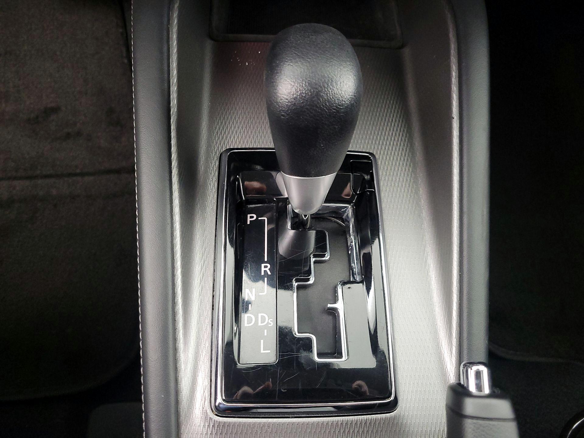 Thumbnail: 2024 Mitsubishi Outlander Sport - 17